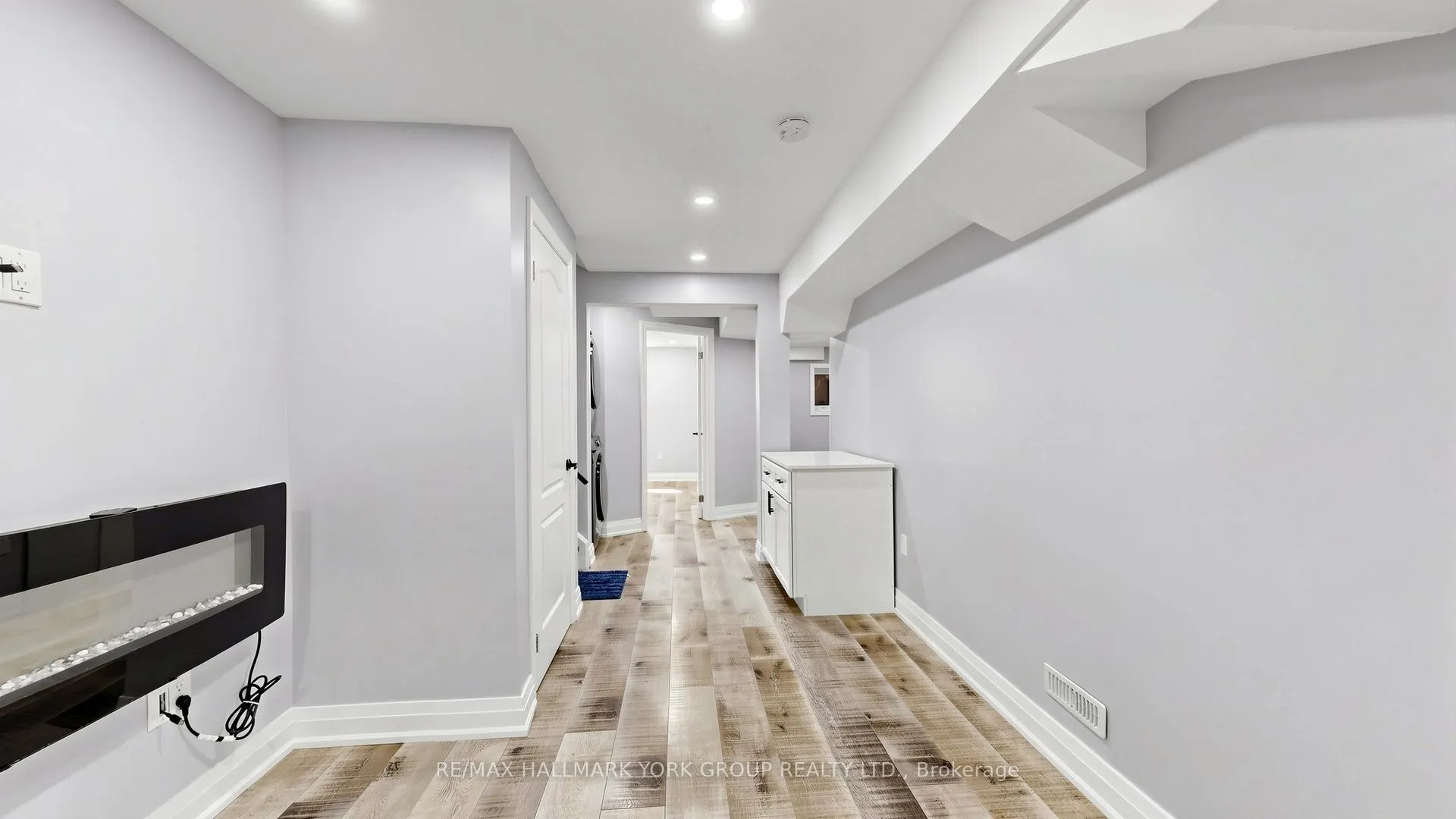 186 Wainscot Avenue #BSMT