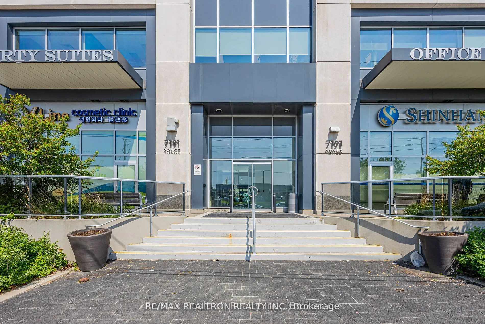 7191 Yonge Street #914