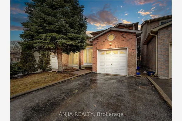 61 Sorrell Crescent
