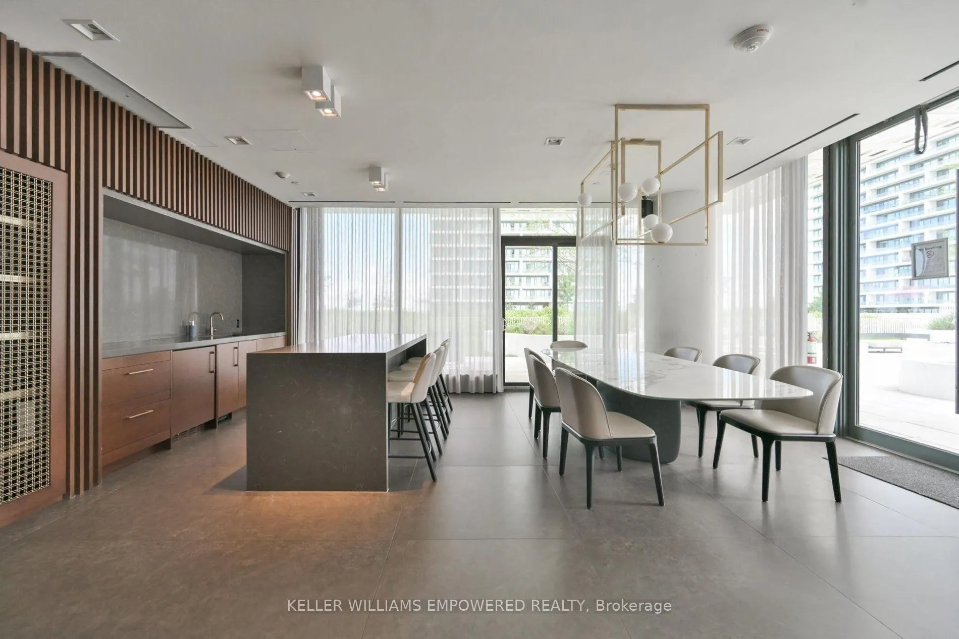 5 Buttermill Avenue #2501