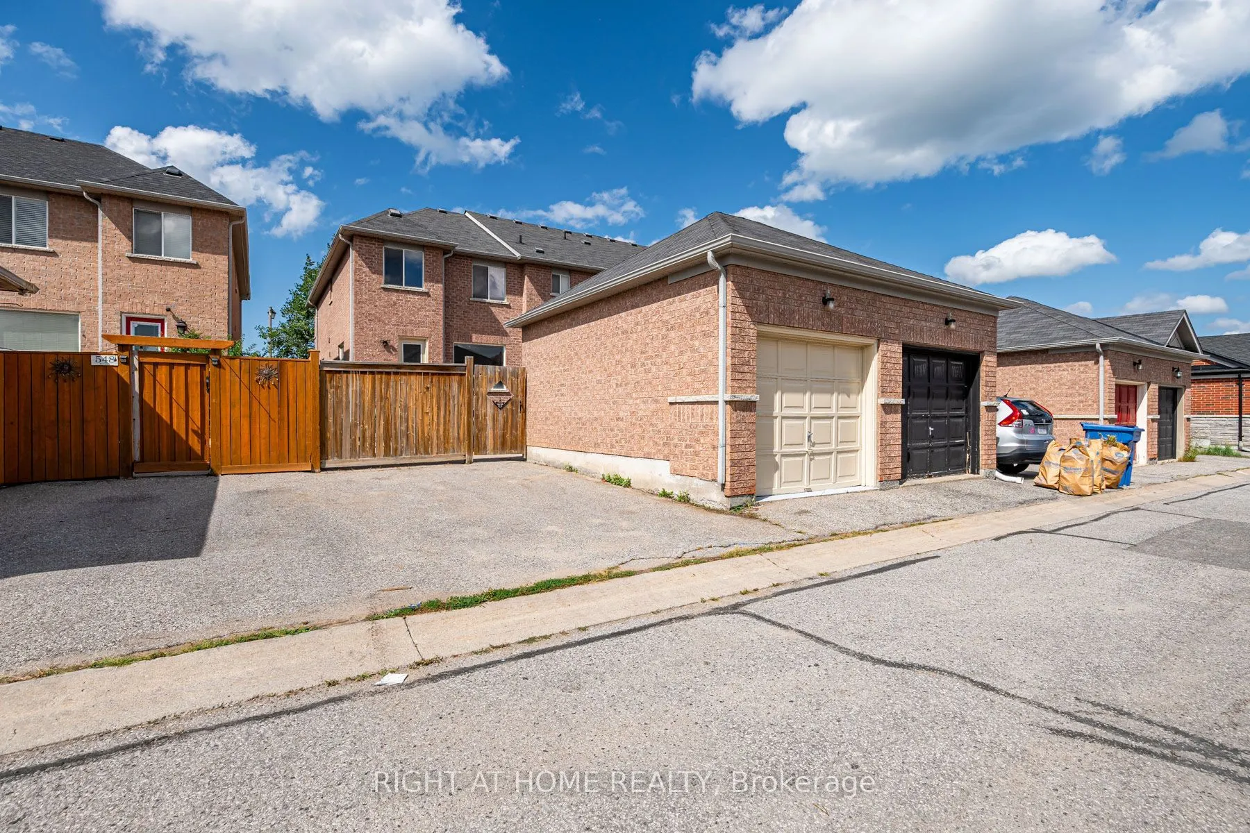 546 Hoover Park Drive