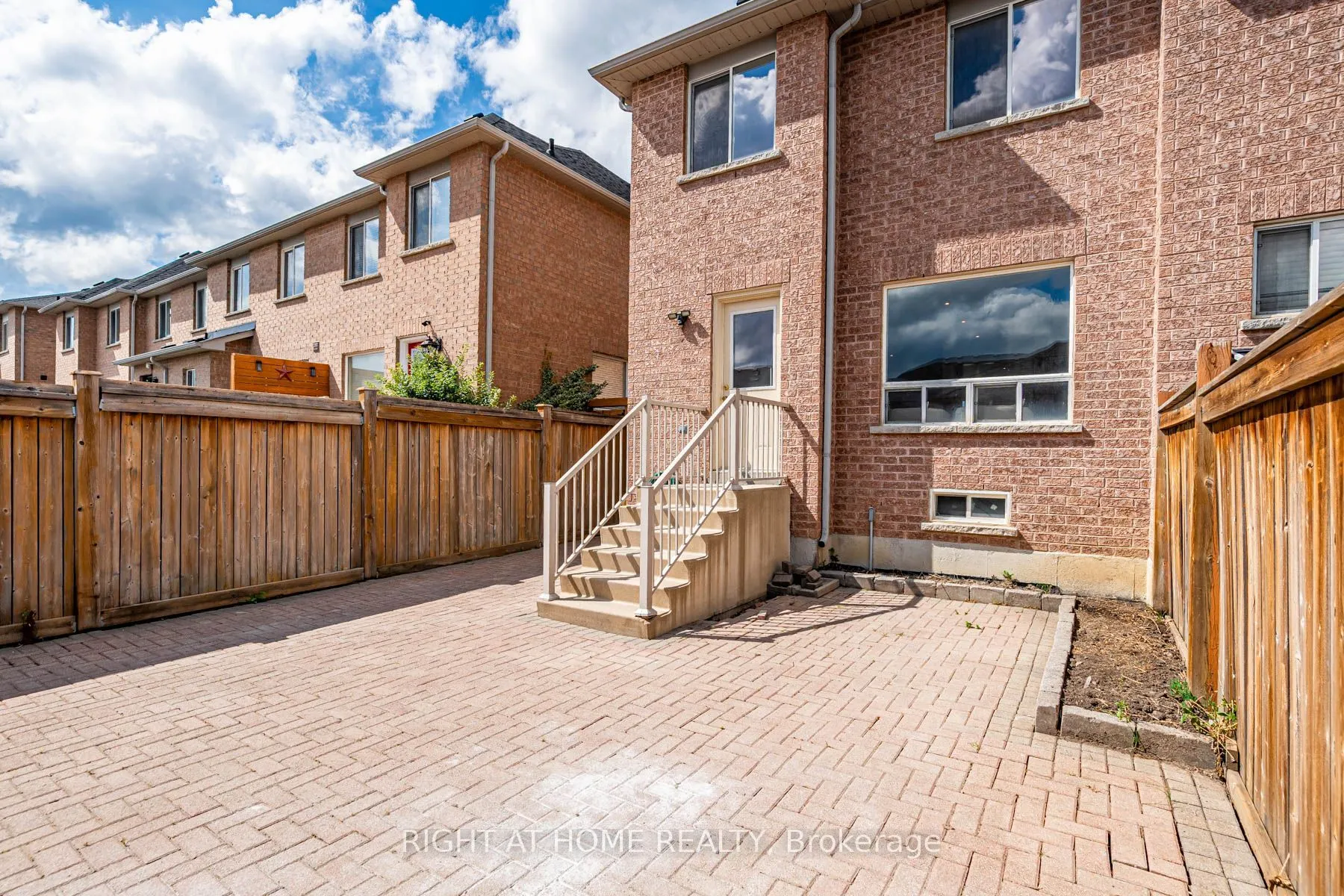 546 Hoover Park Drive