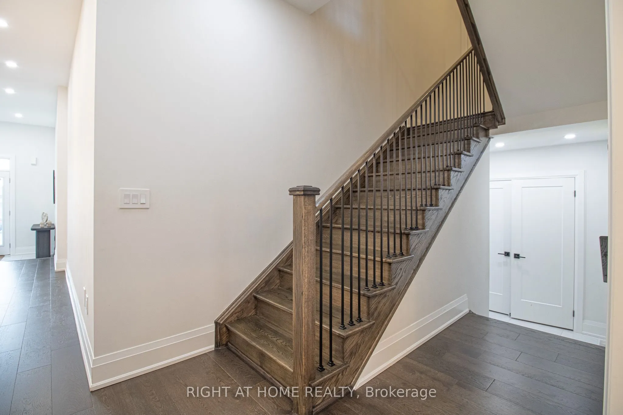 43 Longworth Avenue