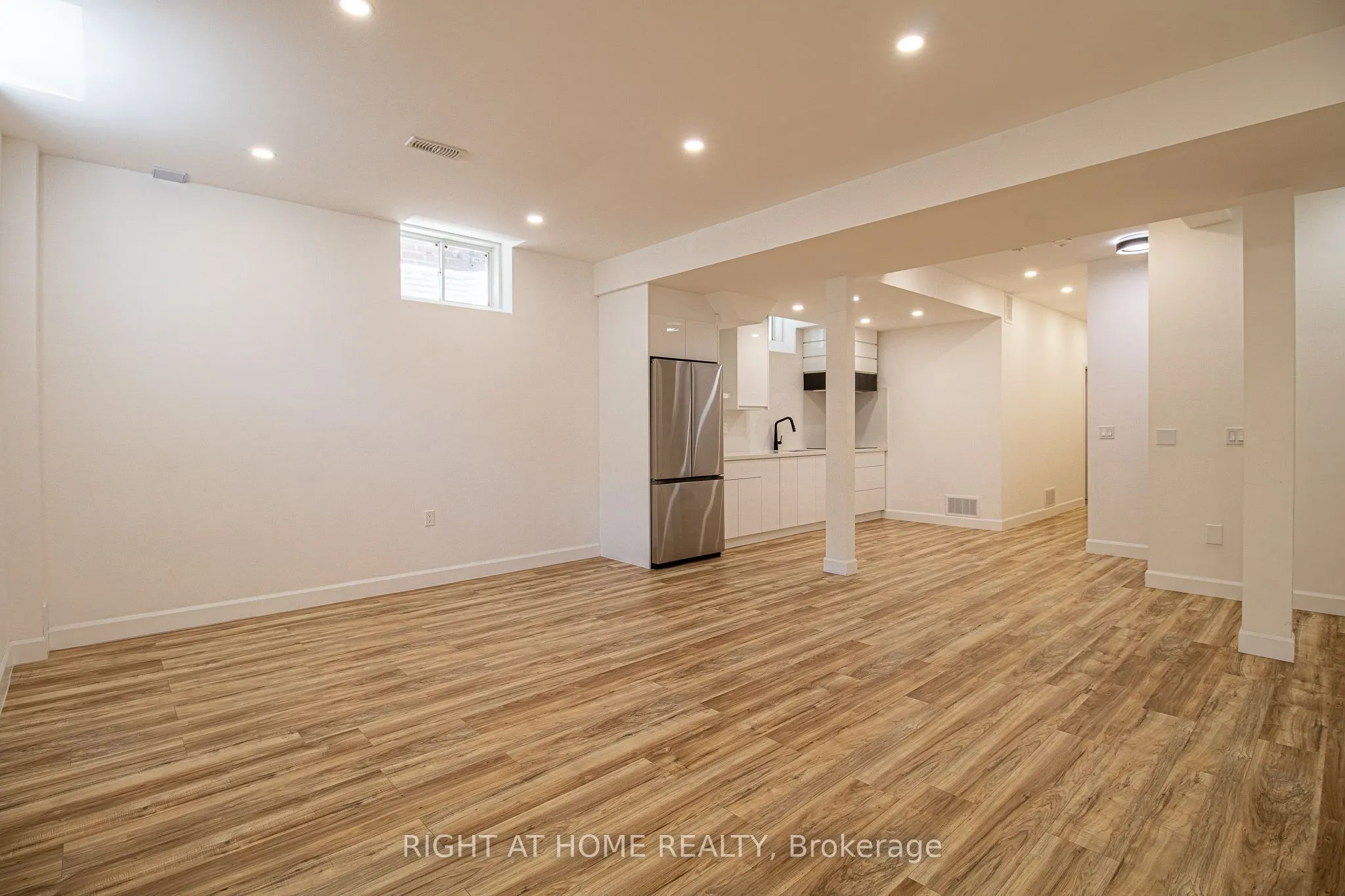 43 Longworth Avenue