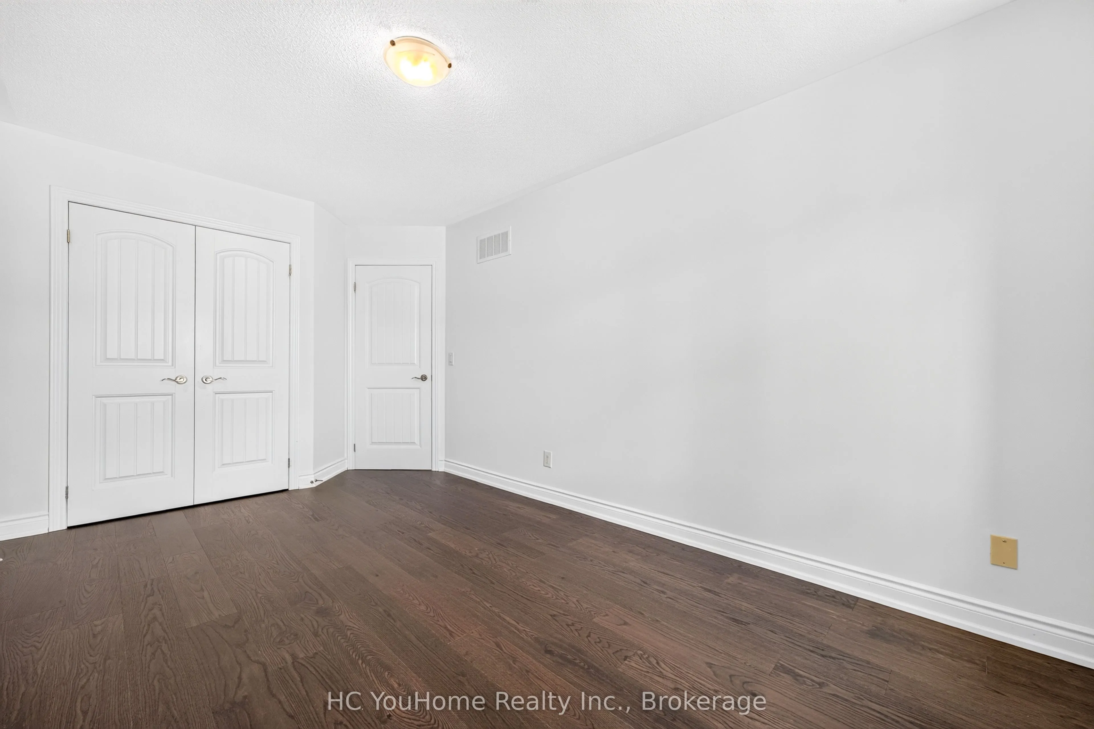 112 Lacewood Drive