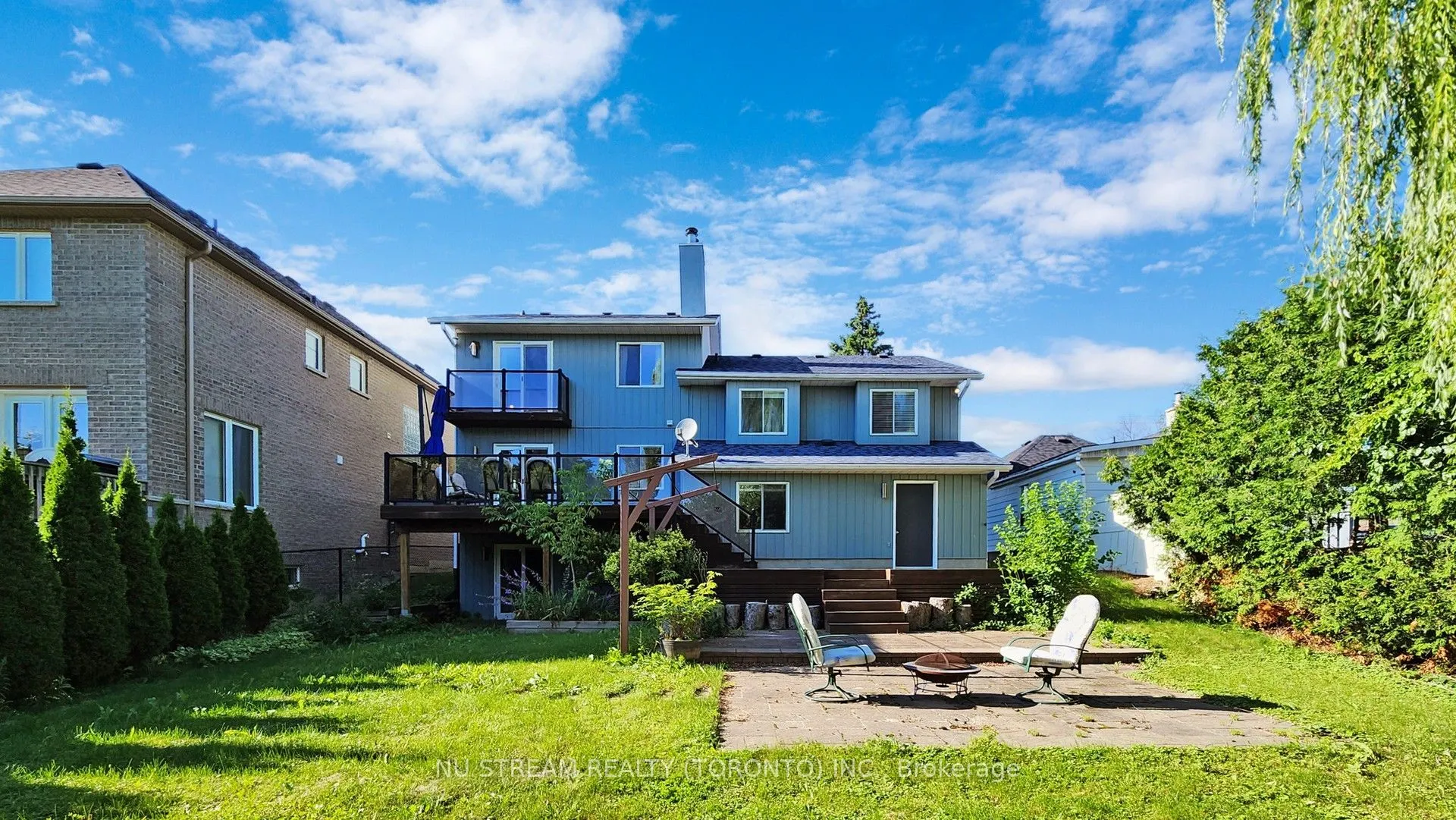 15 Bond Crescent