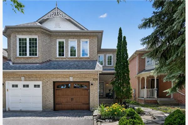 126 Woodroof Crescent