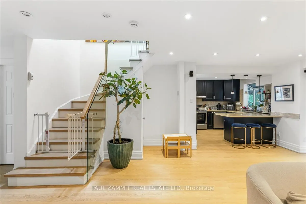 50 Breckonwood Crescent