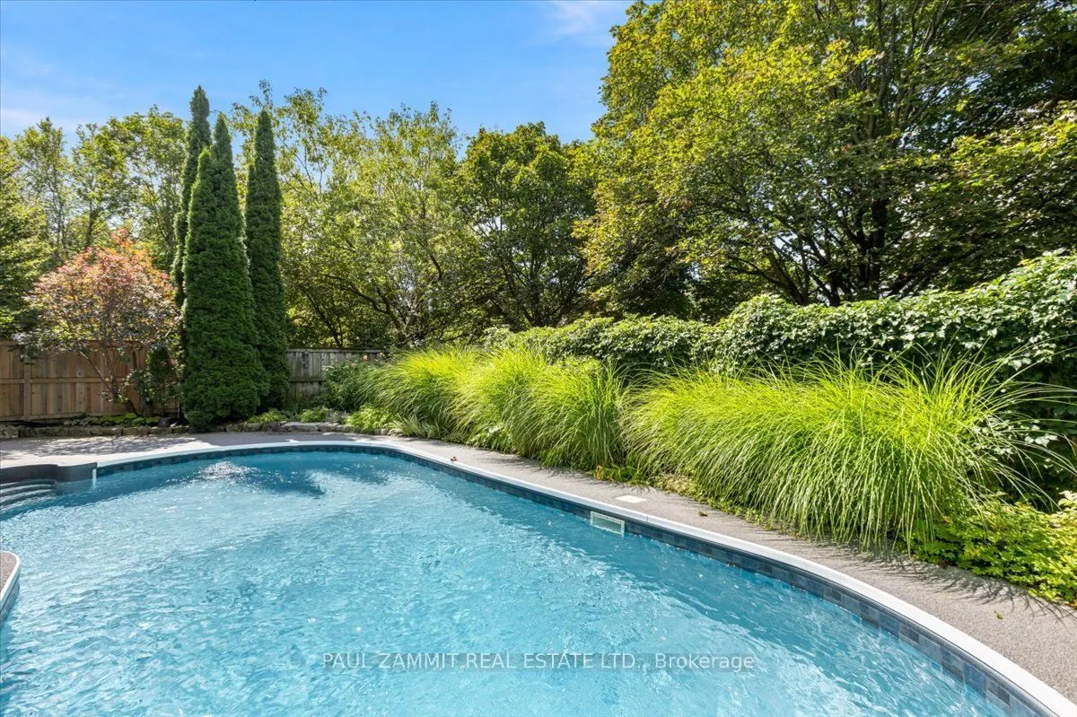 50 Breckonwood Crescent