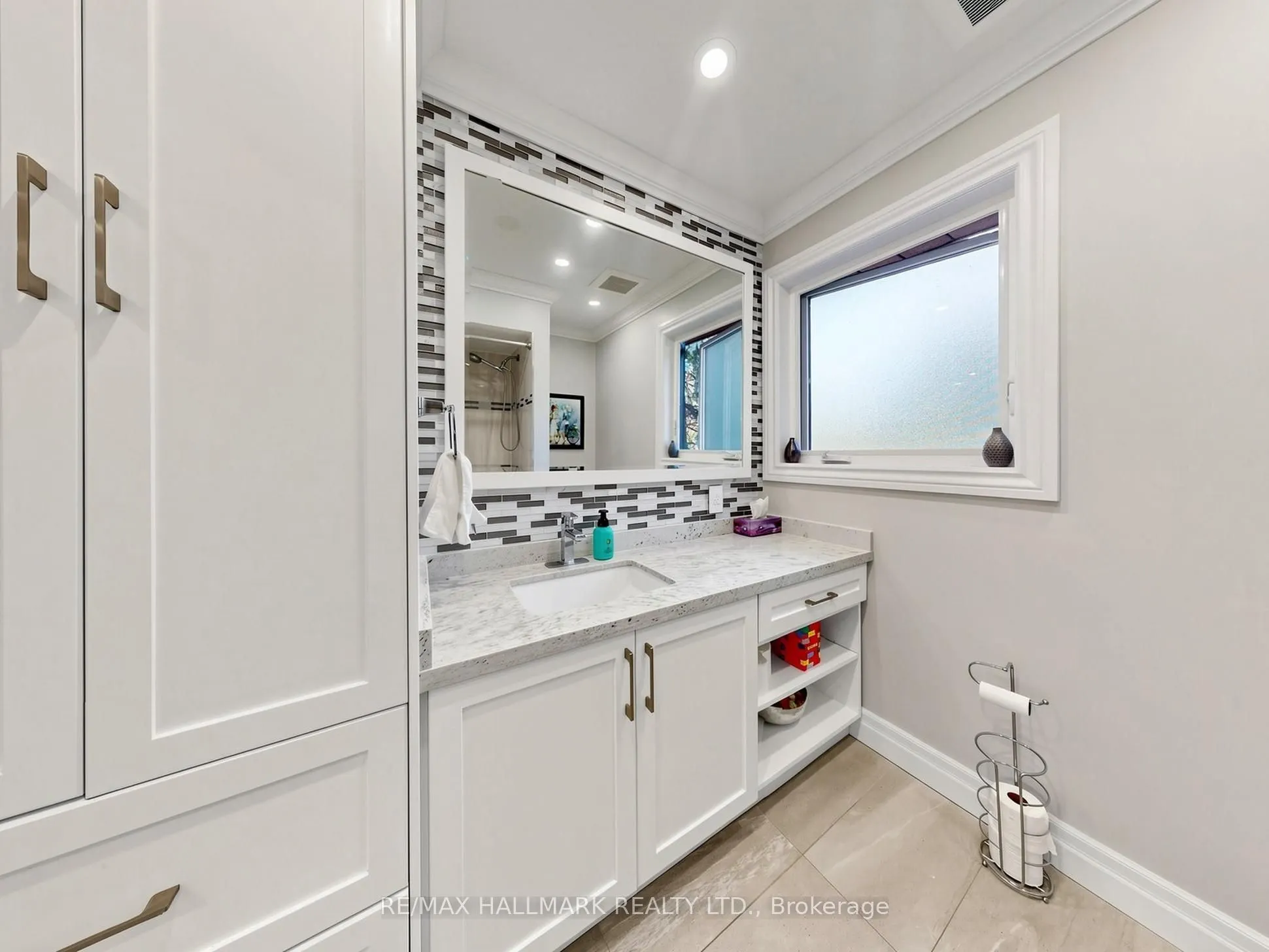 58 Marchwood Crescent
