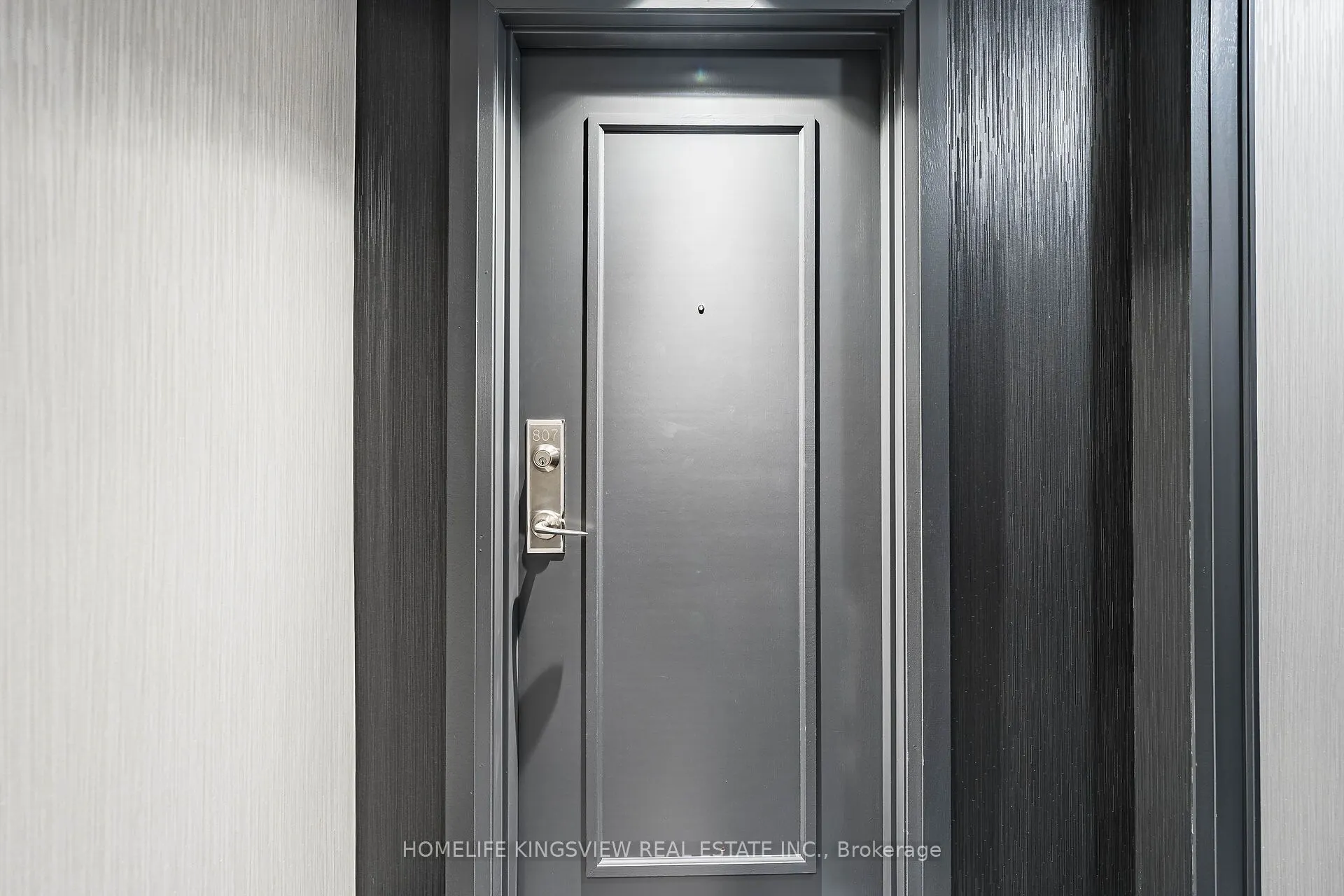 60 Disera Drive #807