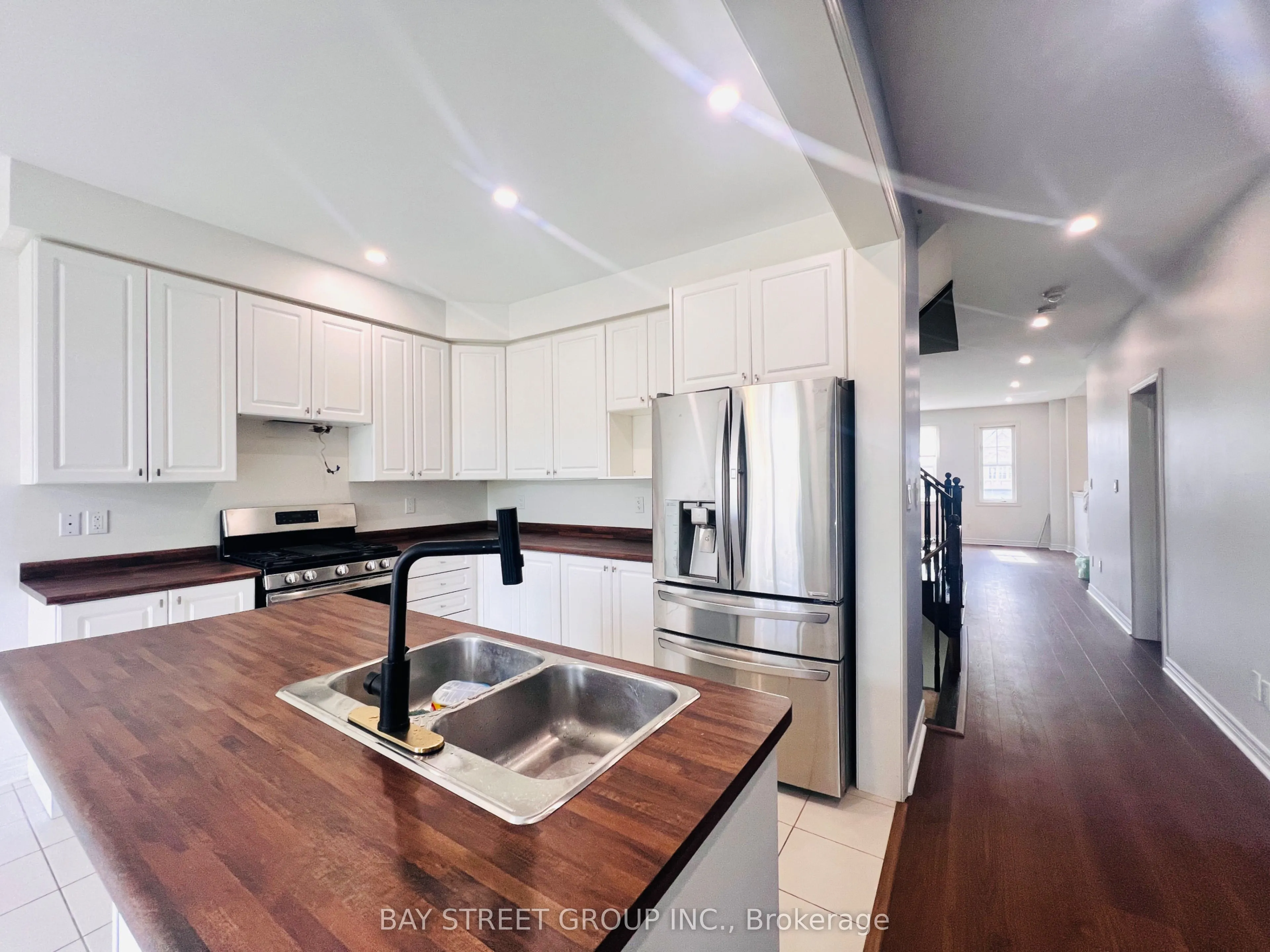 81 Sutcliffe Way