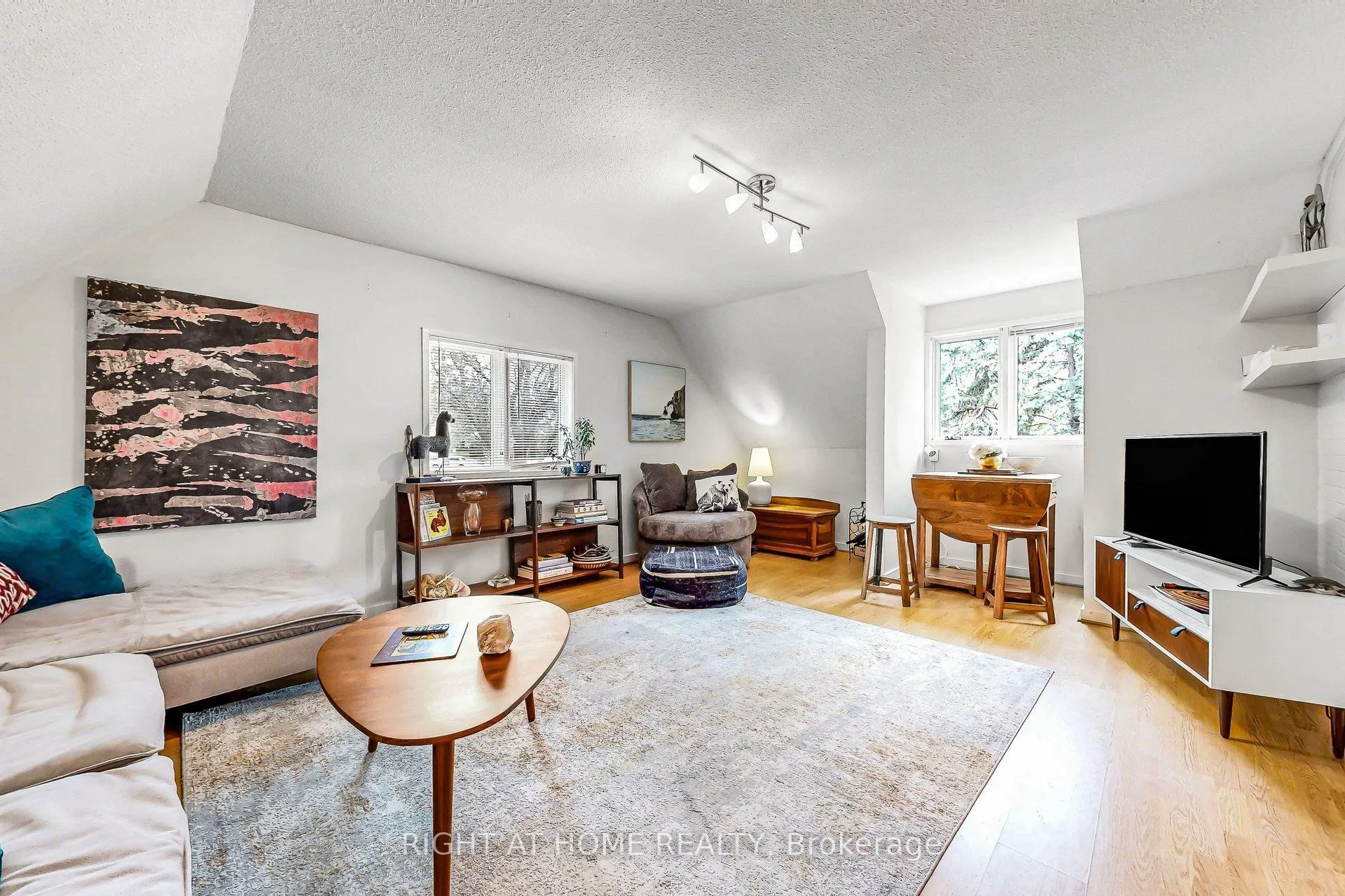 566 Sunset Beach Road