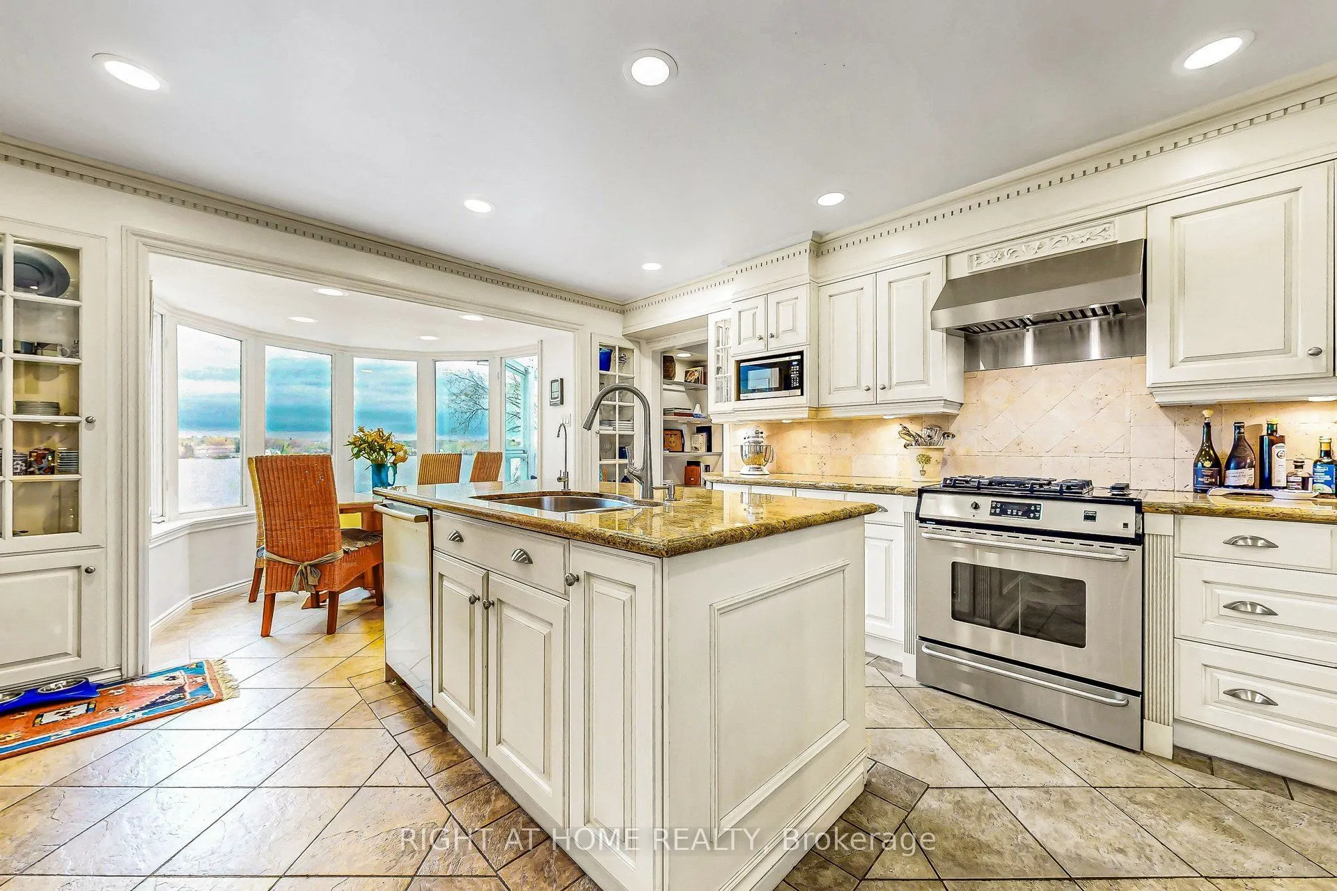 566 Sunset Beach Road