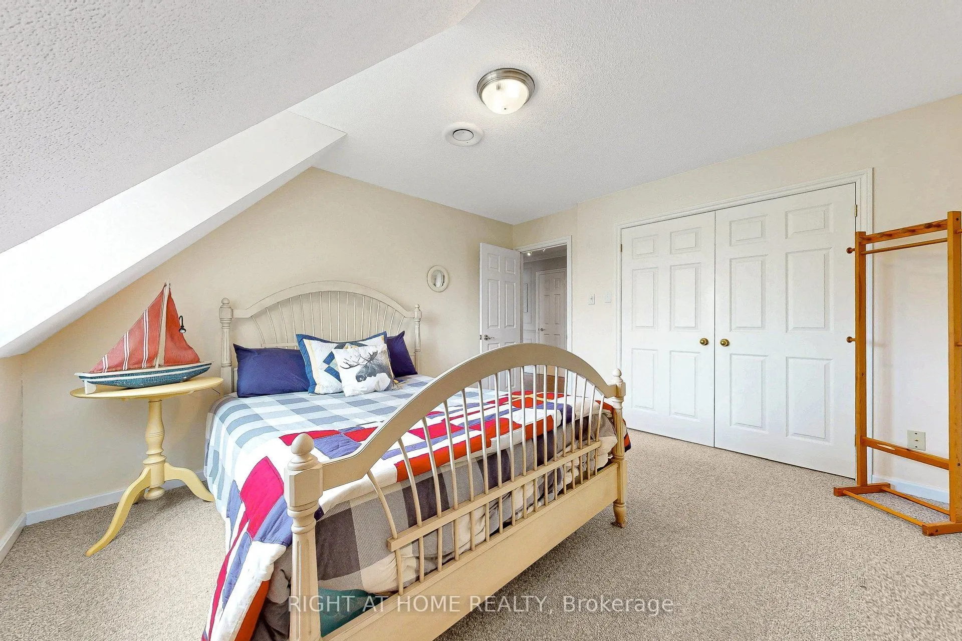 566 Sunset Beach Road