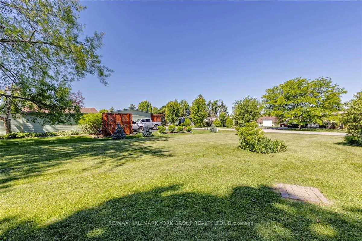 120 Roxanna Drive
