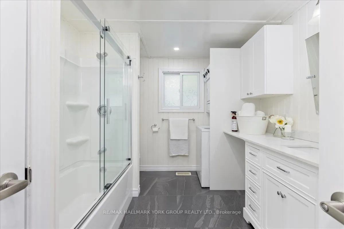 120 Roxanna Drive