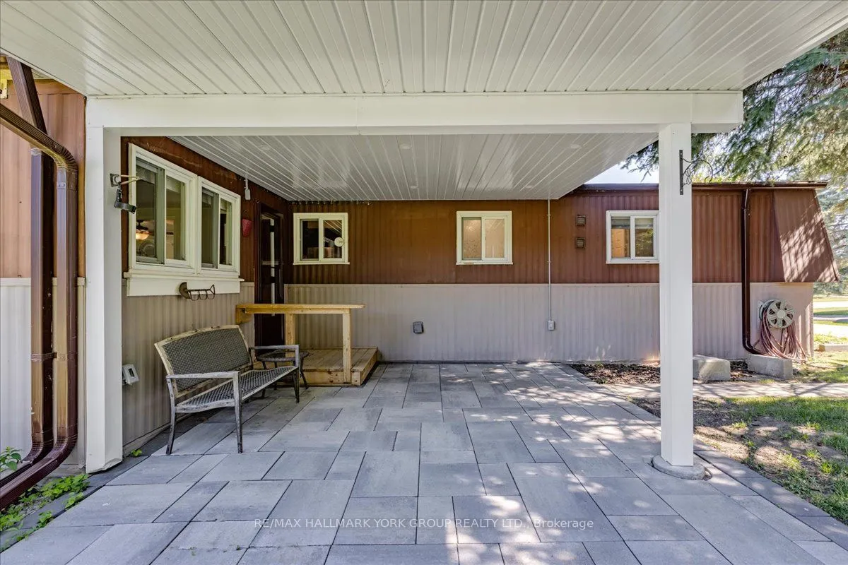 120 Roxanna Drive