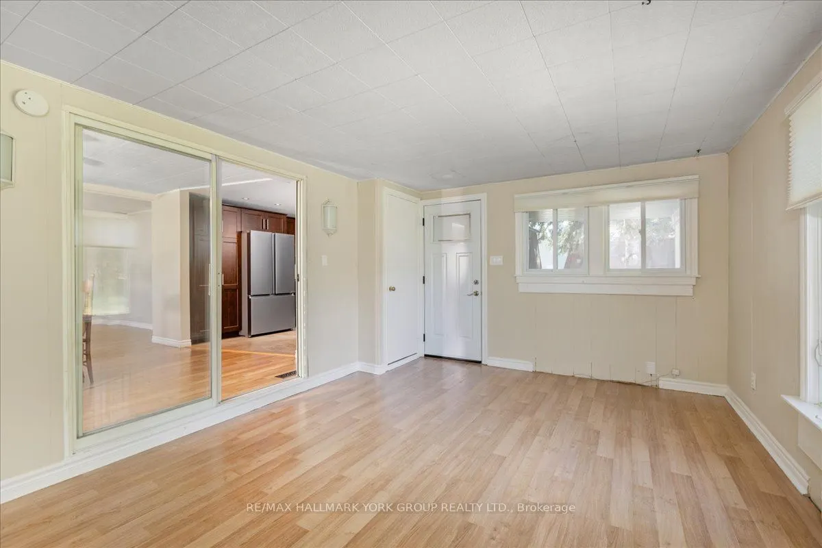 120 Roxanna Drive