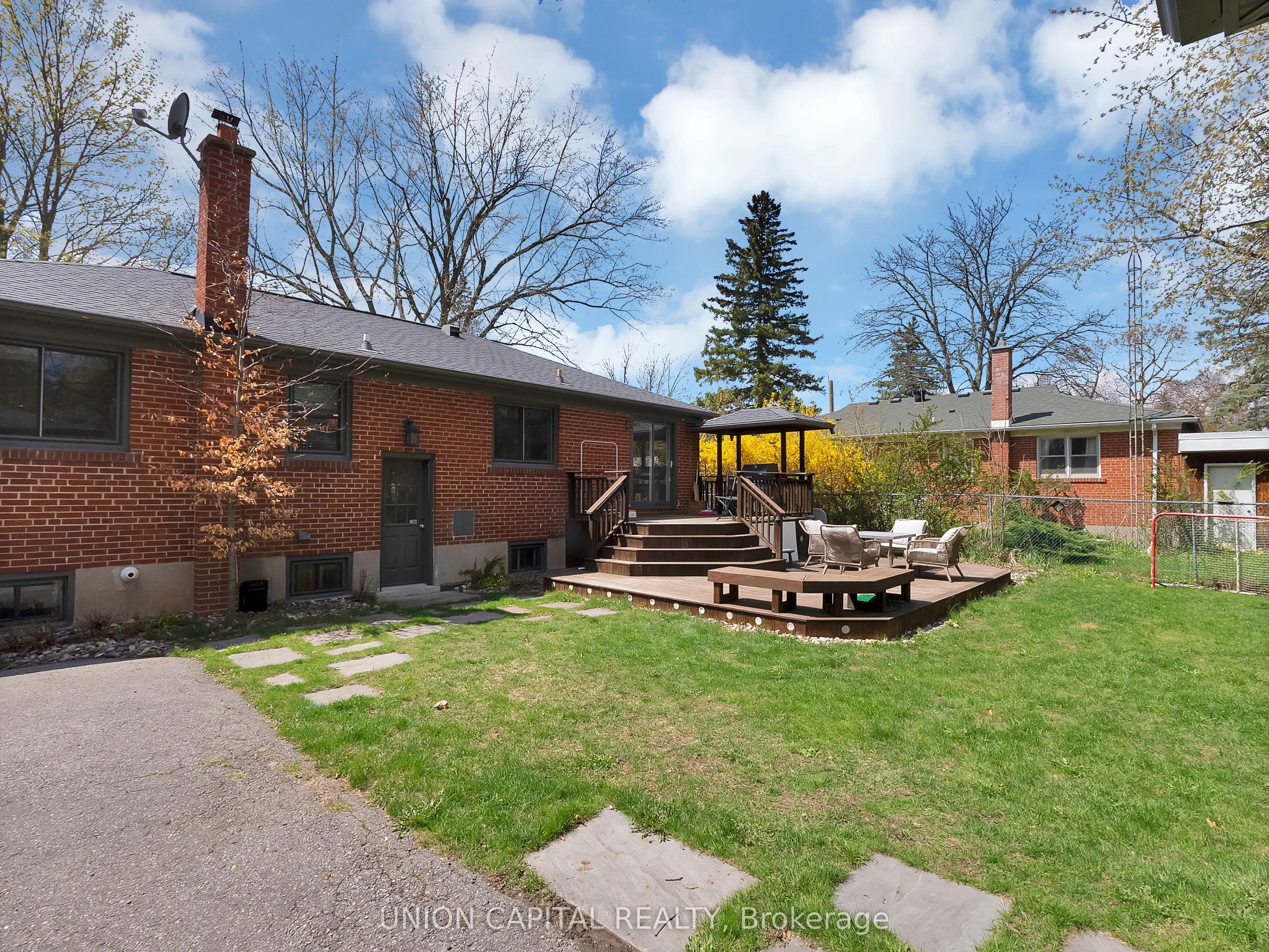 111 Libby Boulevard