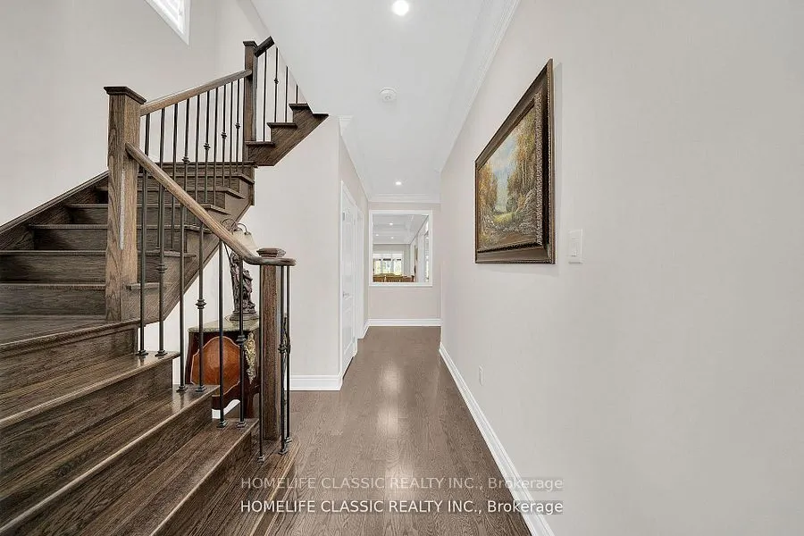 105 McKenzie Way