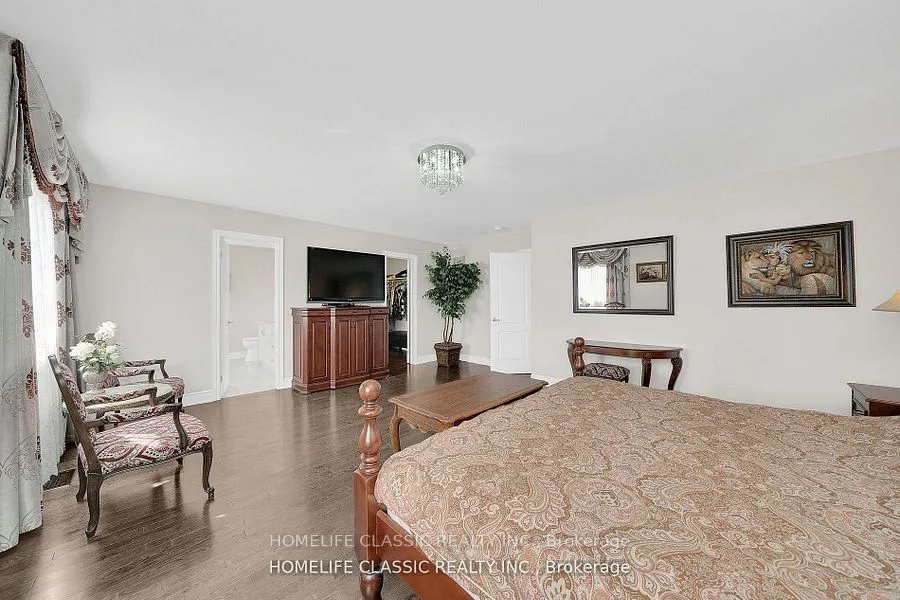105 McKenzie Way