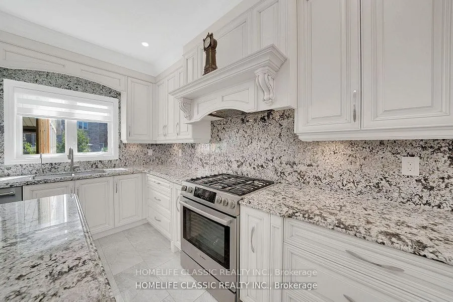 105 McKenzie Way