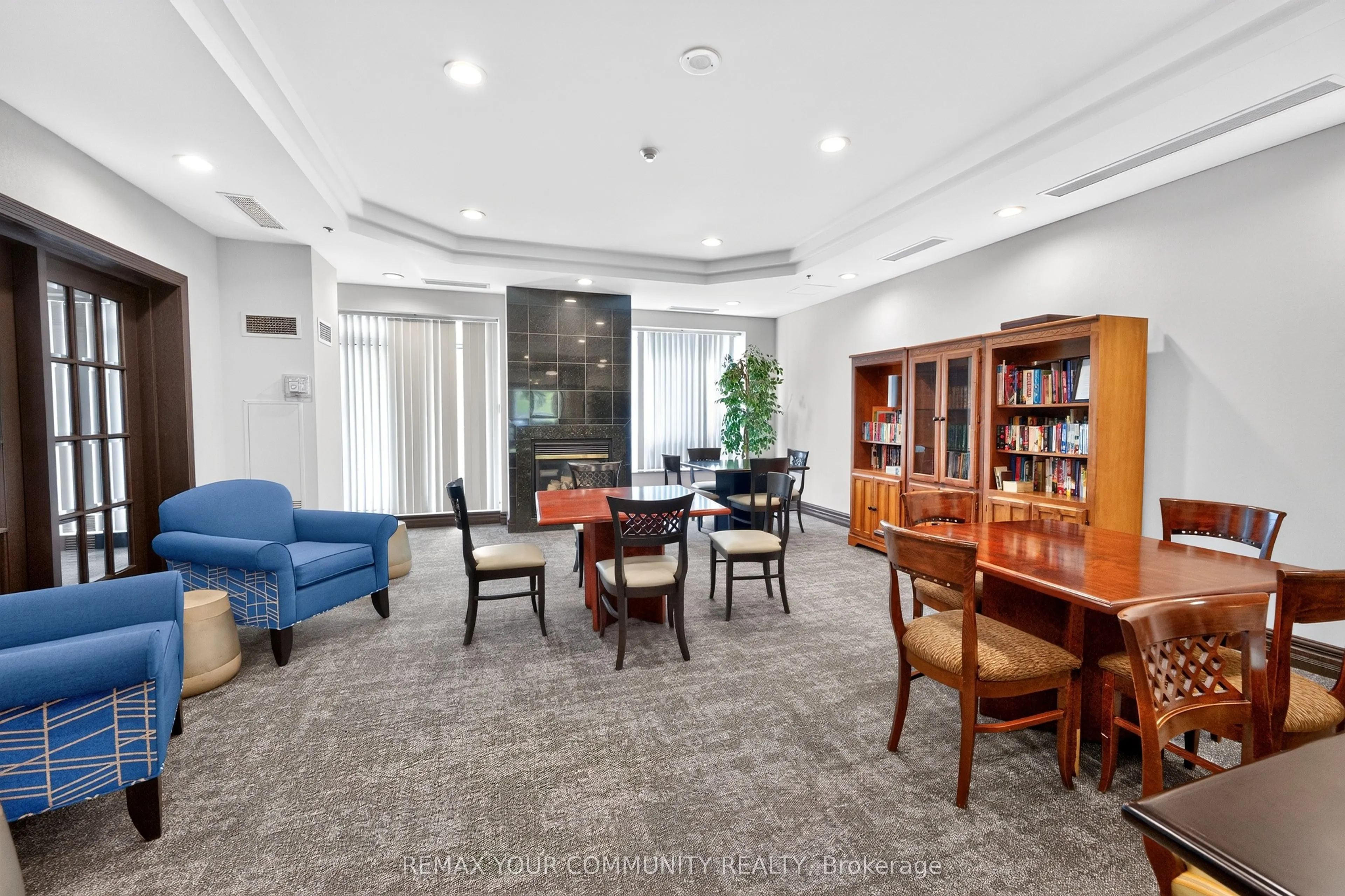 3 ELLESMERE Street #721