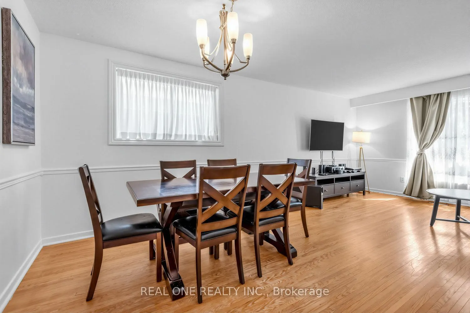 10 Devins Drive