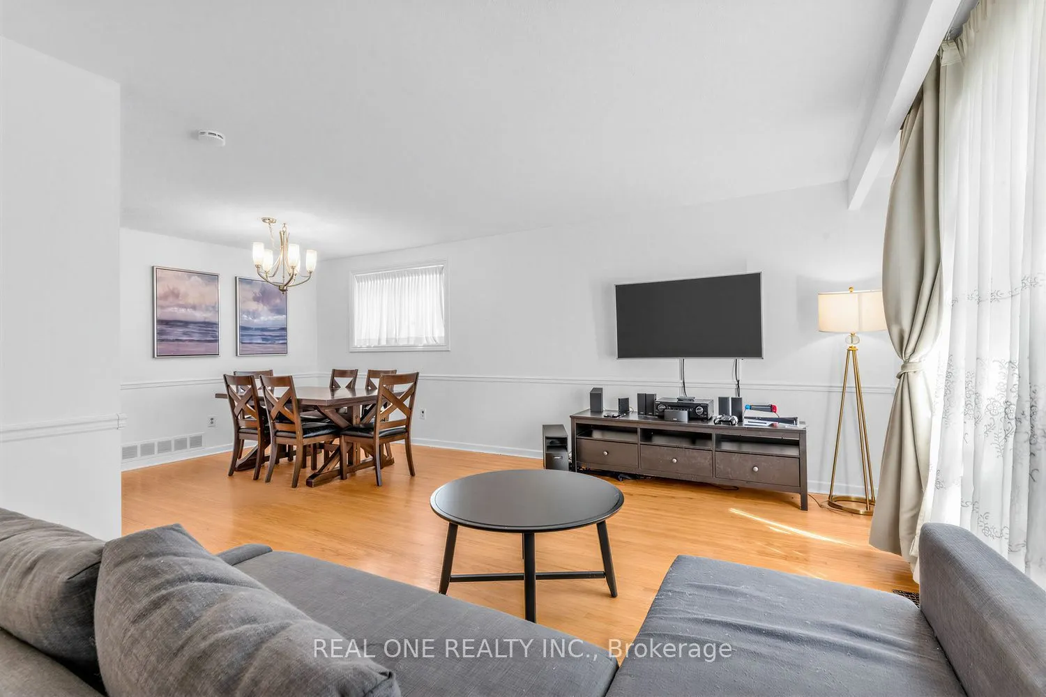 10 Devins Drive