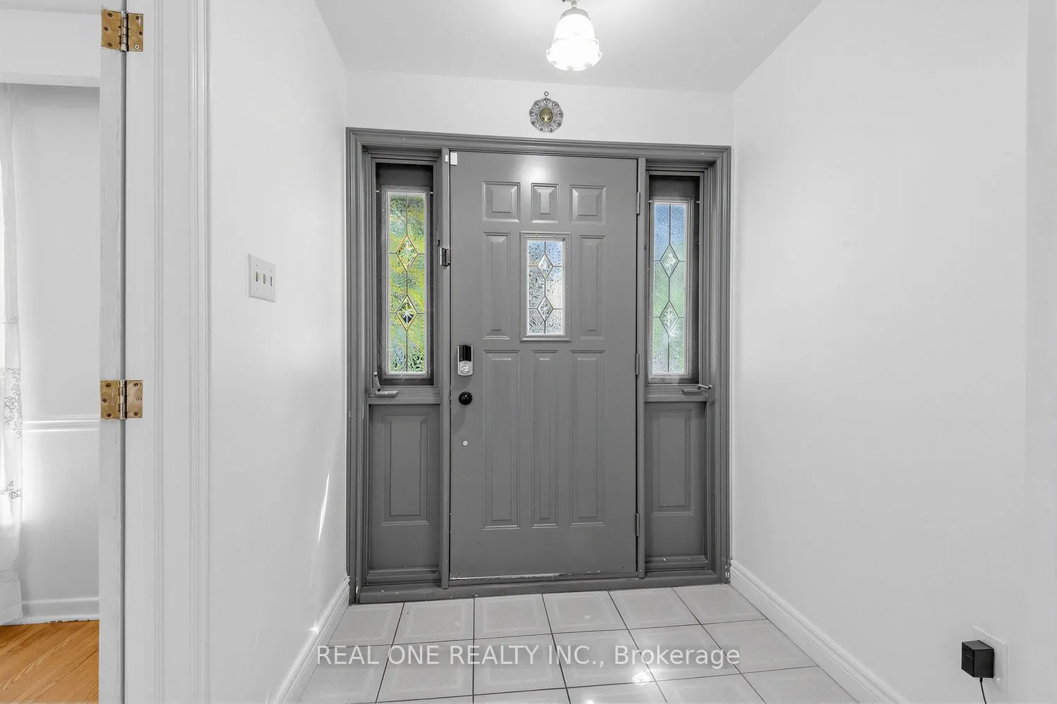 10 Devins Drive
