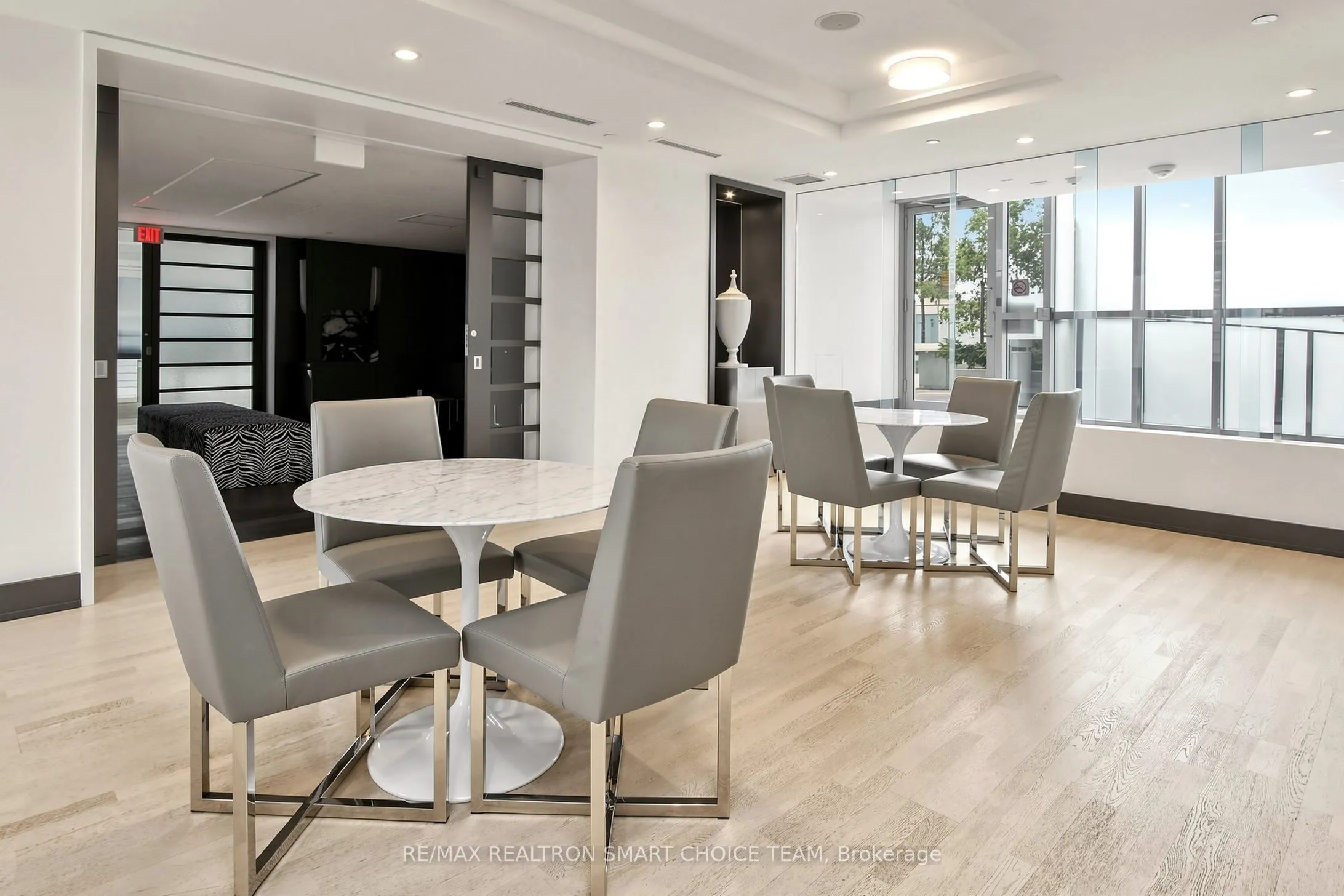 9471 Yonge Street #349