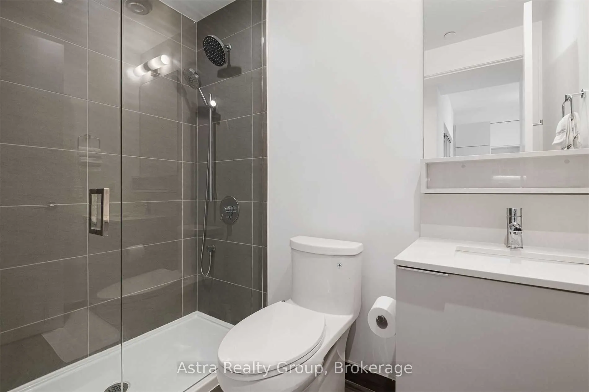 950 Portage Parkway #1703