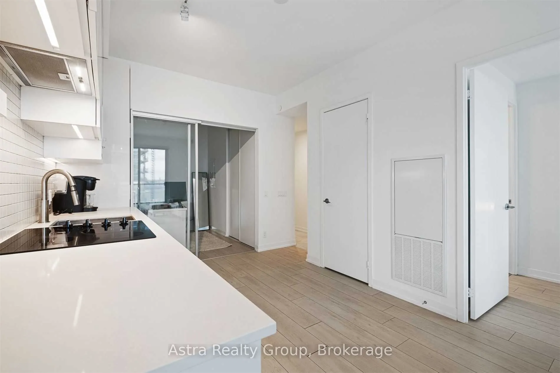 950 Portage Parkway #1703