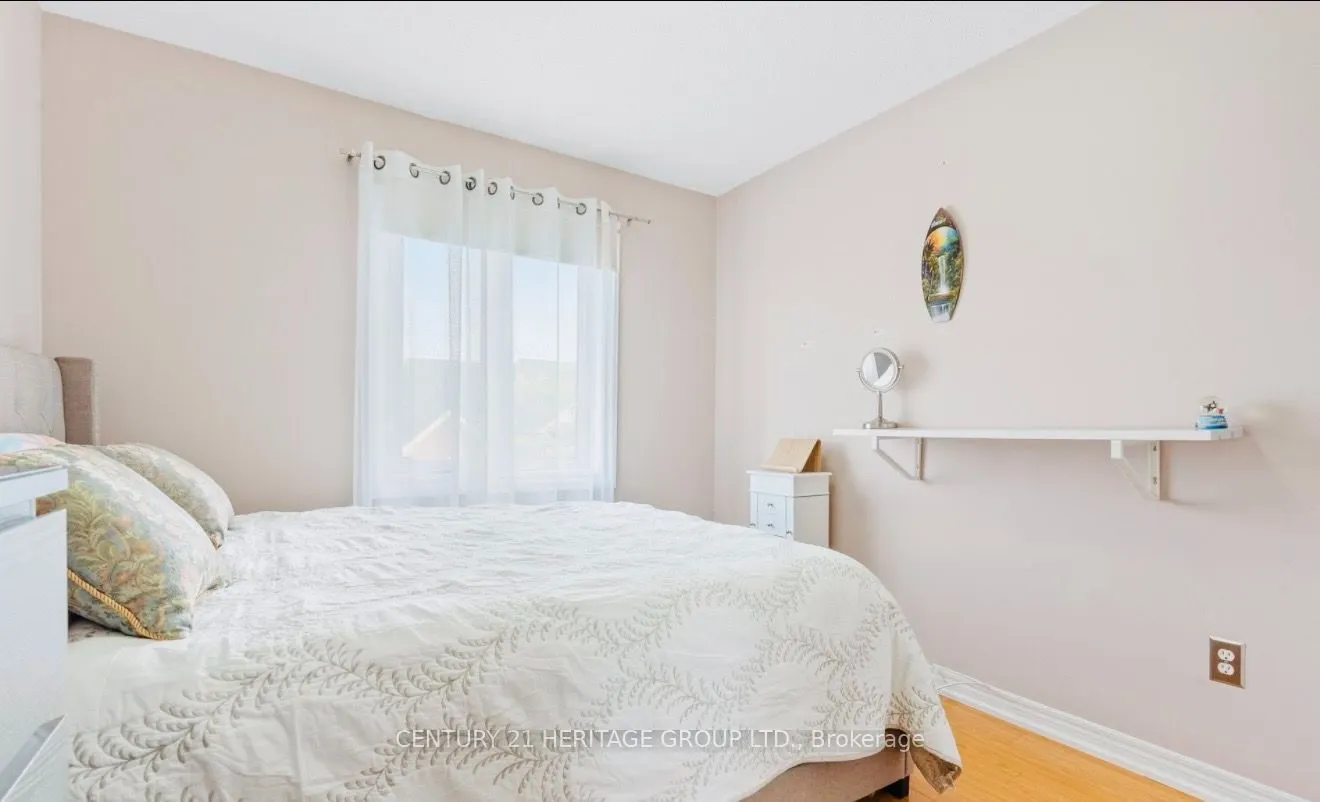 255 Shaftsbury Avenue #63