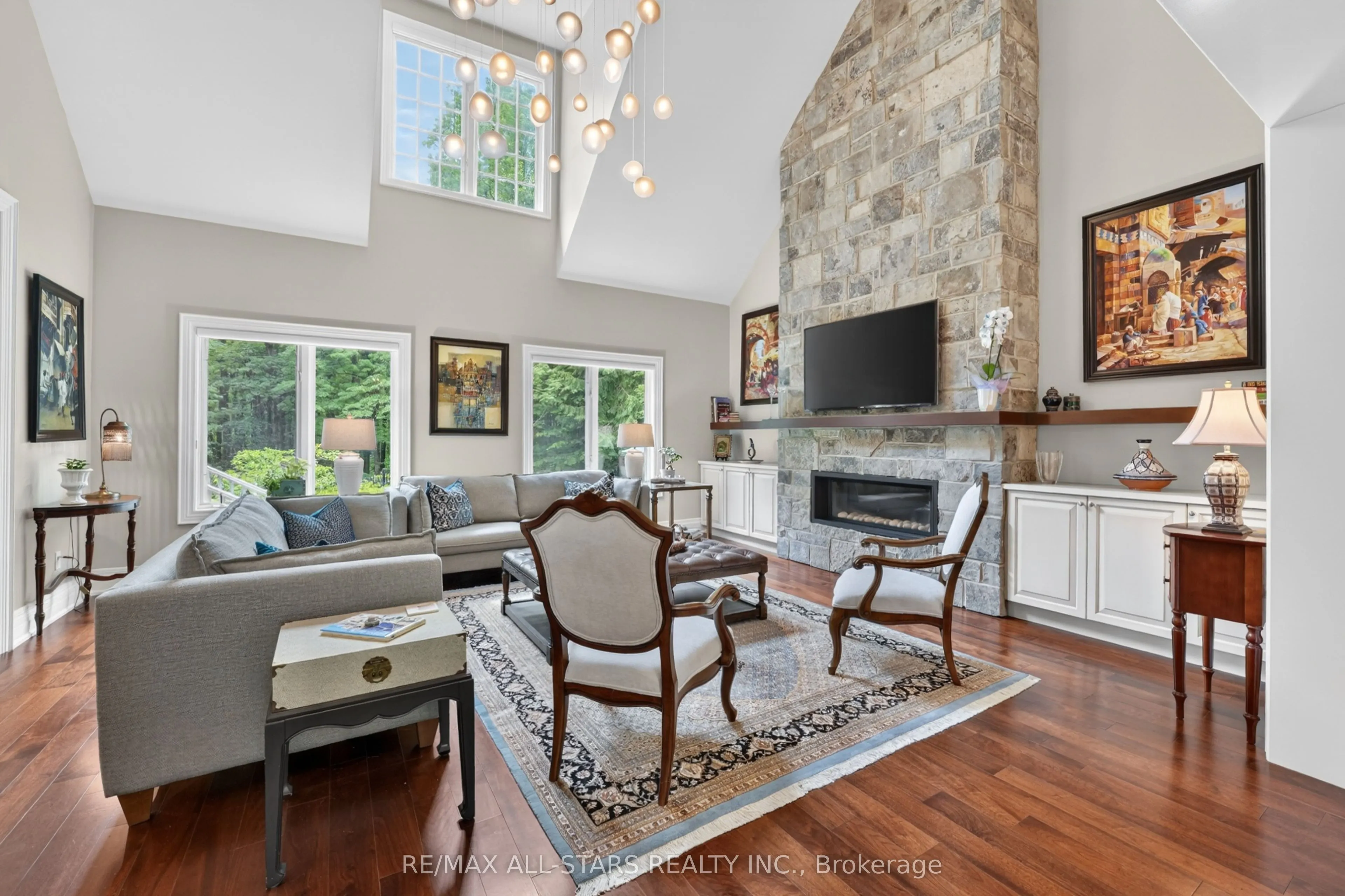 3 Bridgewater Drive