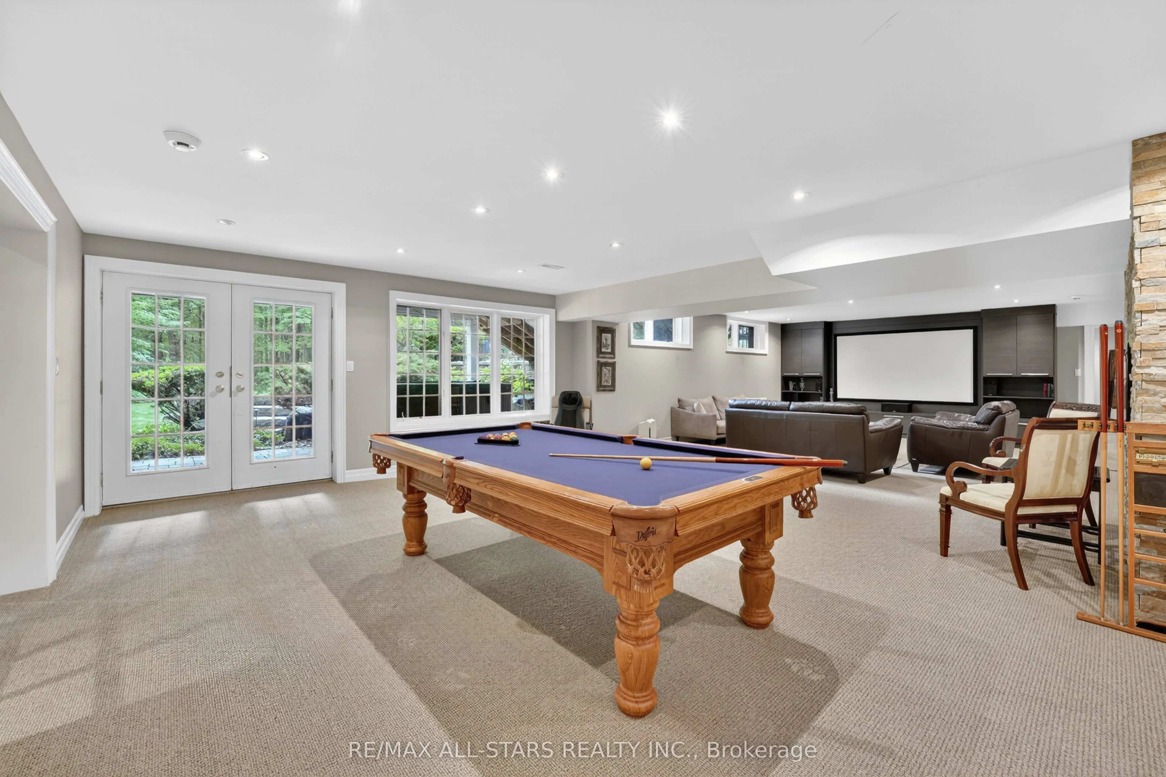 3 Bridgewater Drive