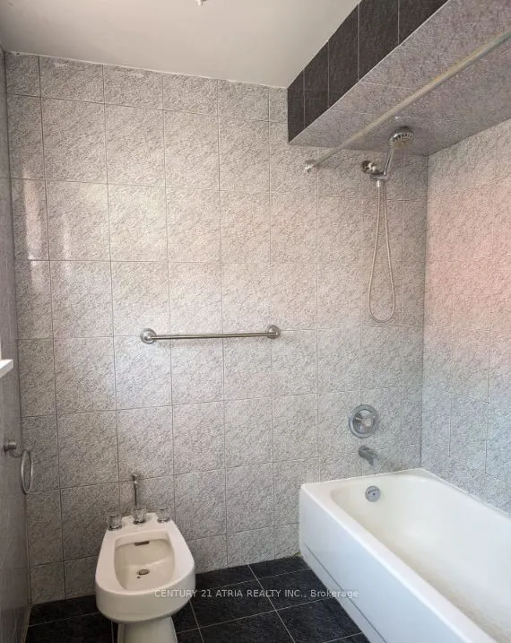 38 Harding Boulevard #Main