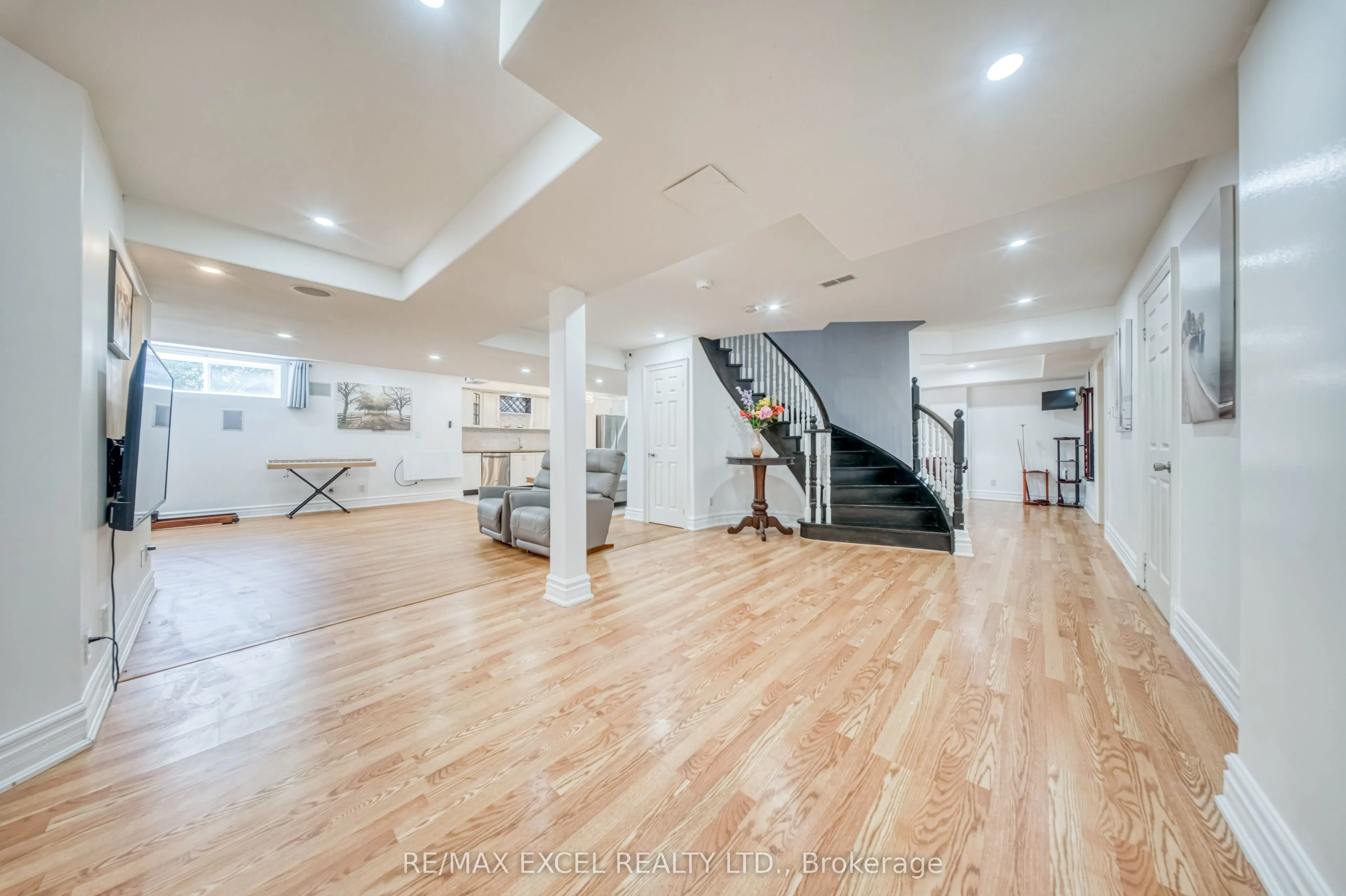 352 Crofters Road