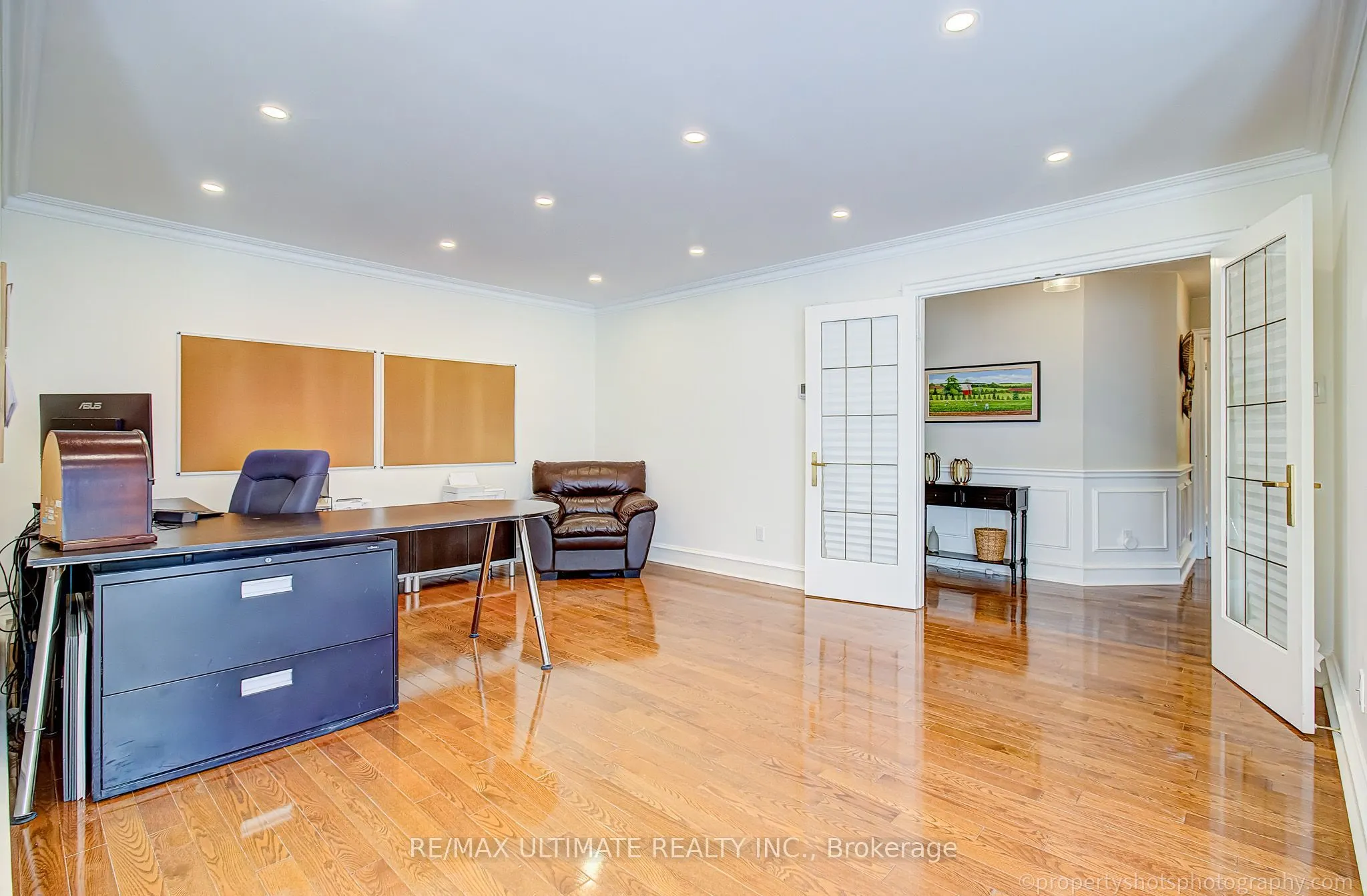351 Fairway Gardens