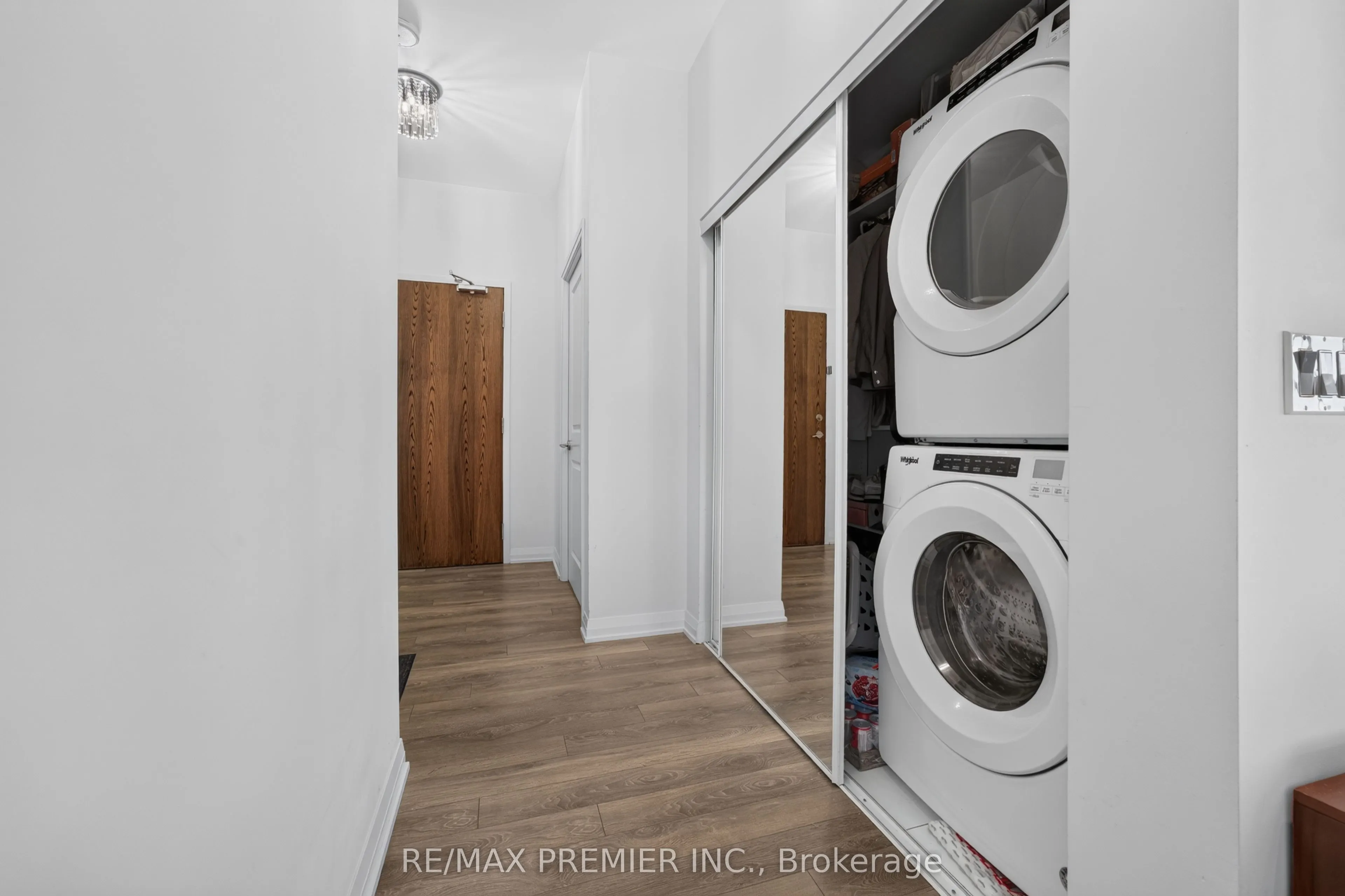 99 Eagle Rock Way ##1012