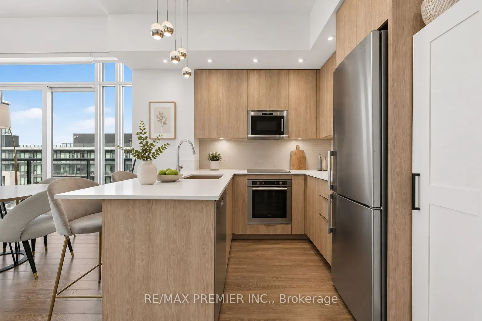 99 Eagle Rock Way ##1012