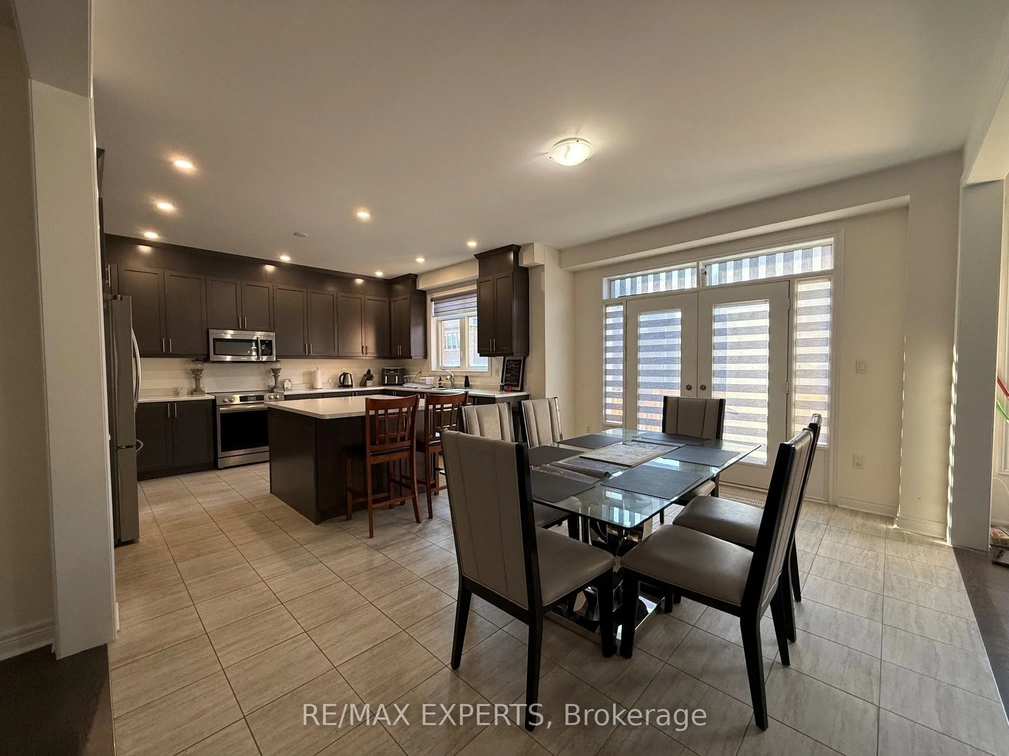1454 Tomkins Road