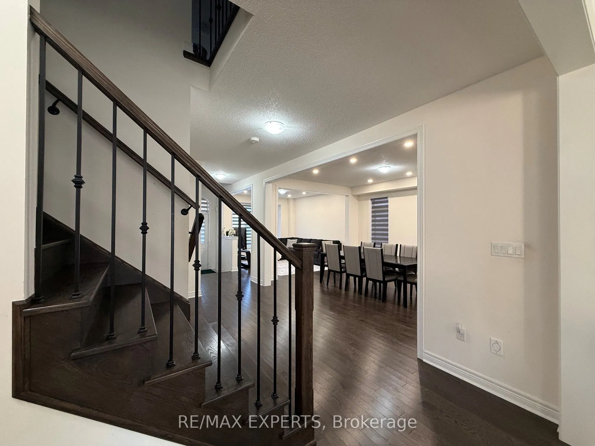 1454 Tomkins Road
