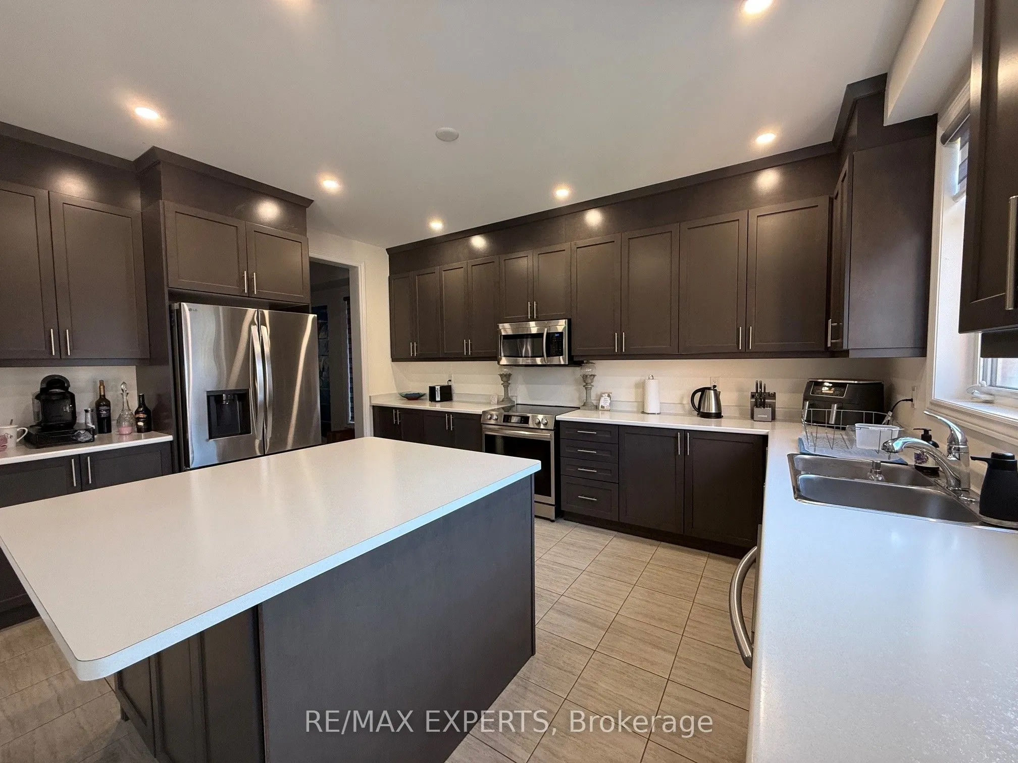 1454 Tomkins Road