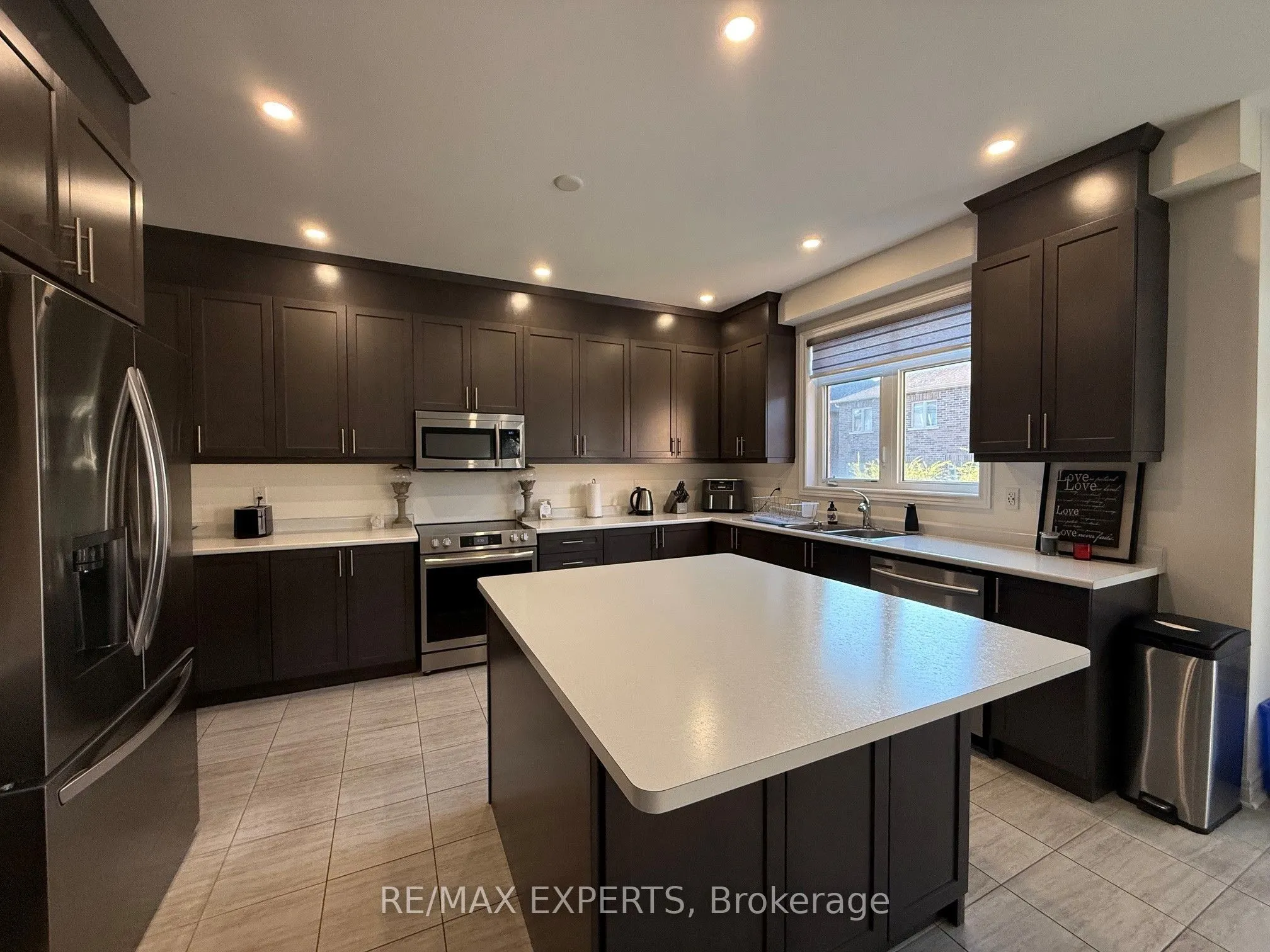 1454 Tomkins Road
