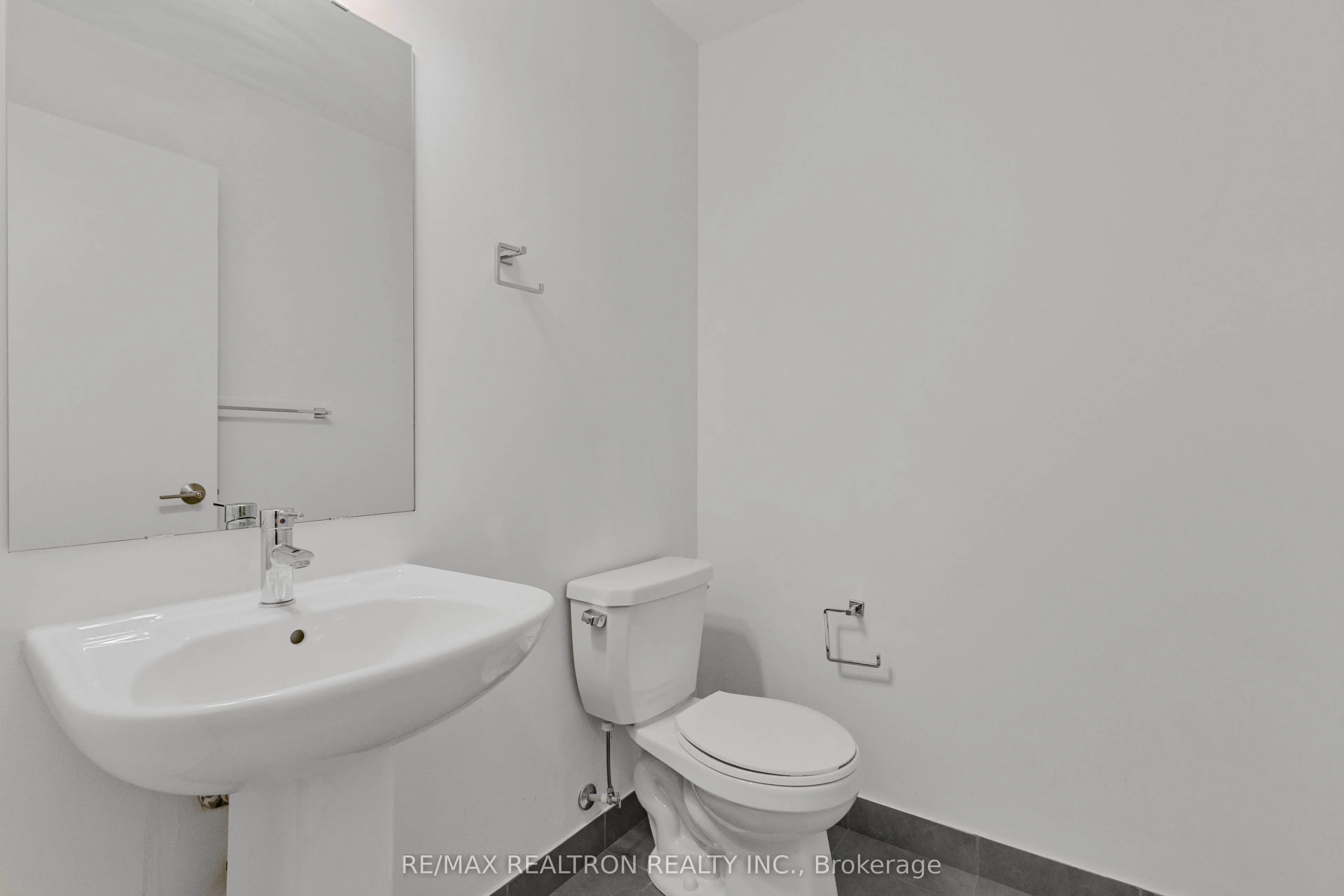 555 William Graham Drive #PH446