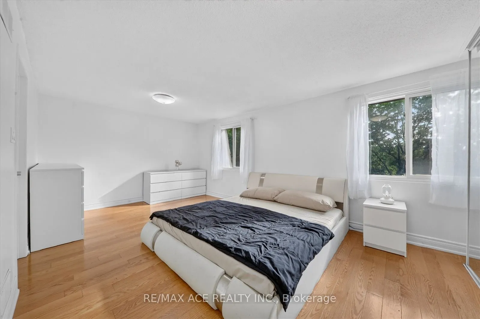 65 Cricklewood Crescent #47