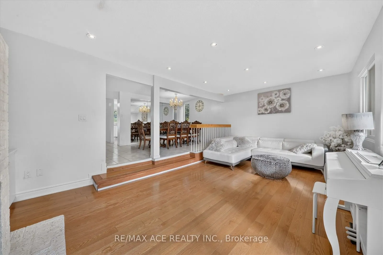 65 Cricklewood Crescent #47