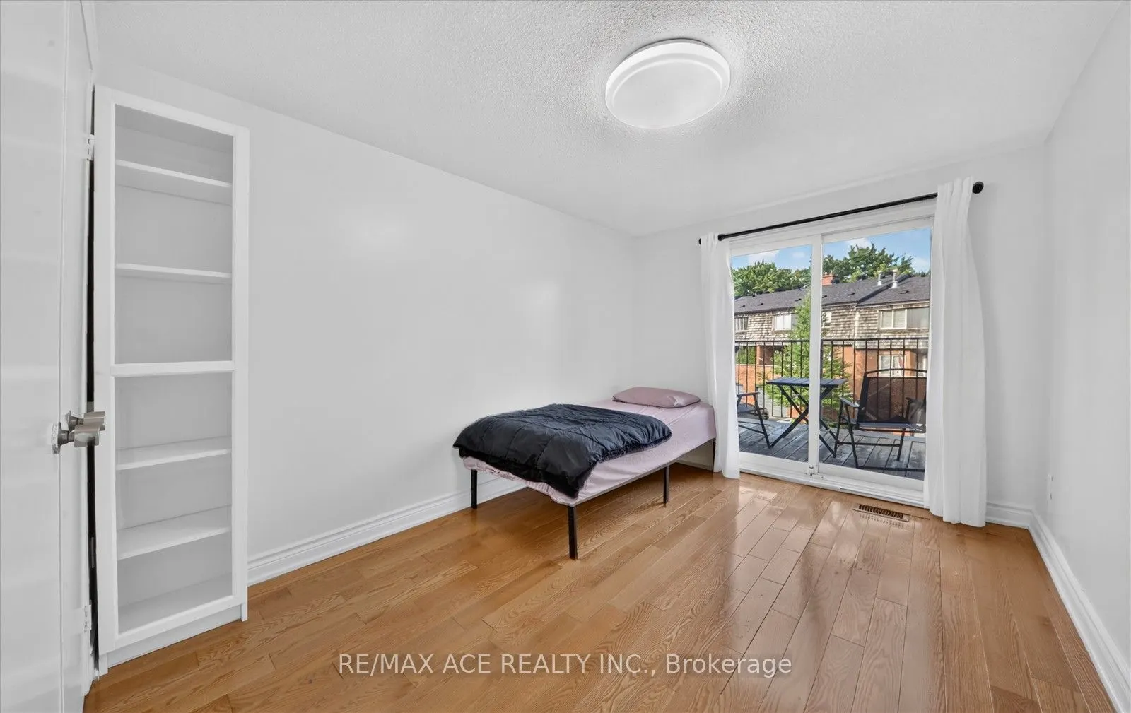 65 Cricklewood Crescent #47